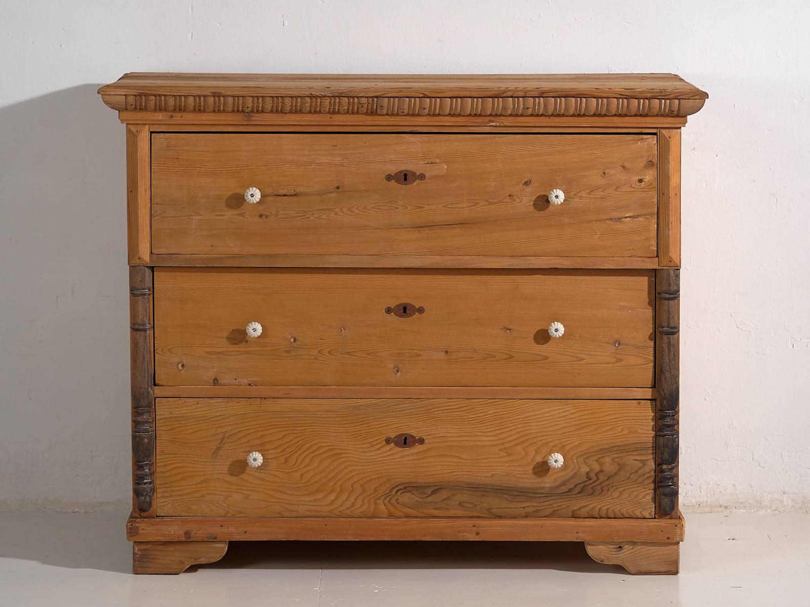 Antique bedroom chest of drawers (circa 1920) #73