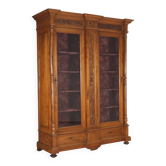 Armoire ancienne en noyer avec verre et sculptures, Italie, XIXe siècle