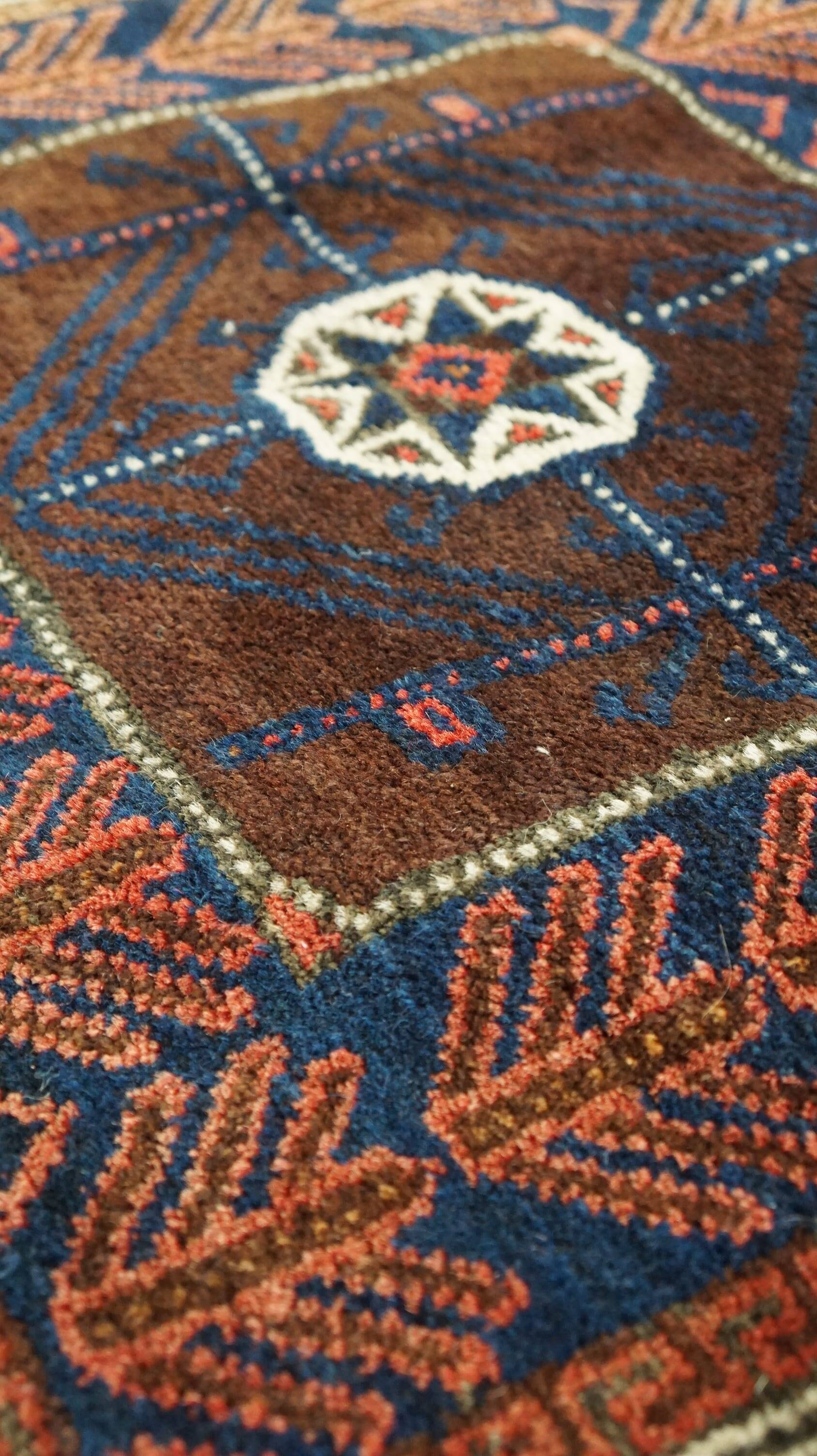 Tapis vintage carré style oriental 76x76 cm