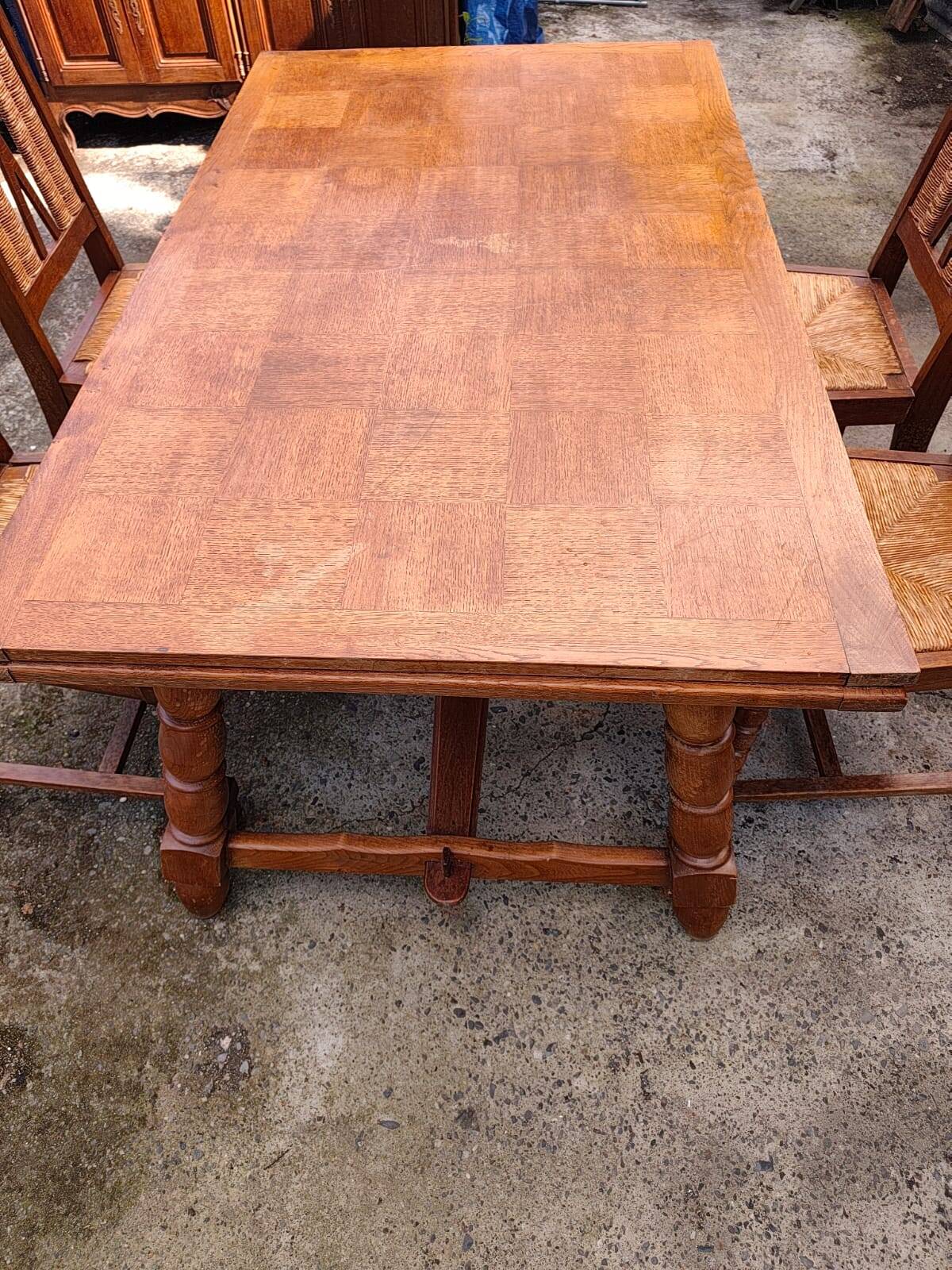 Dining room table and chairs set | Neo-Basque style | Vintage e