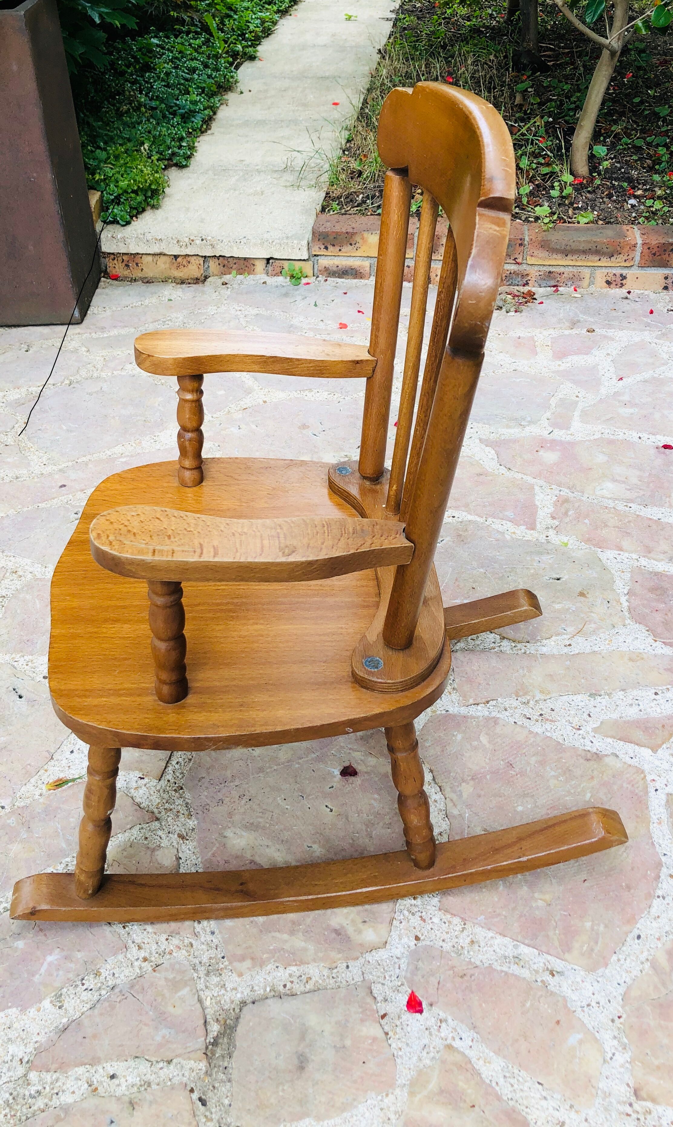 Children's chair rocking chair