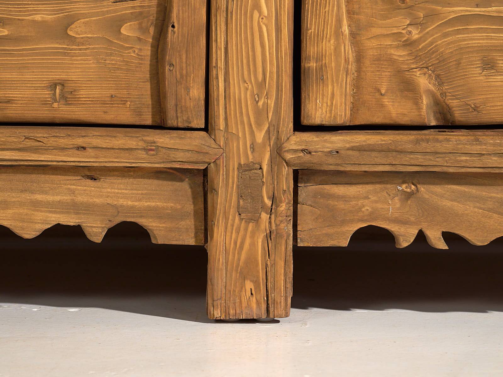 Antique Chinese two-door sideboard (c.1900)