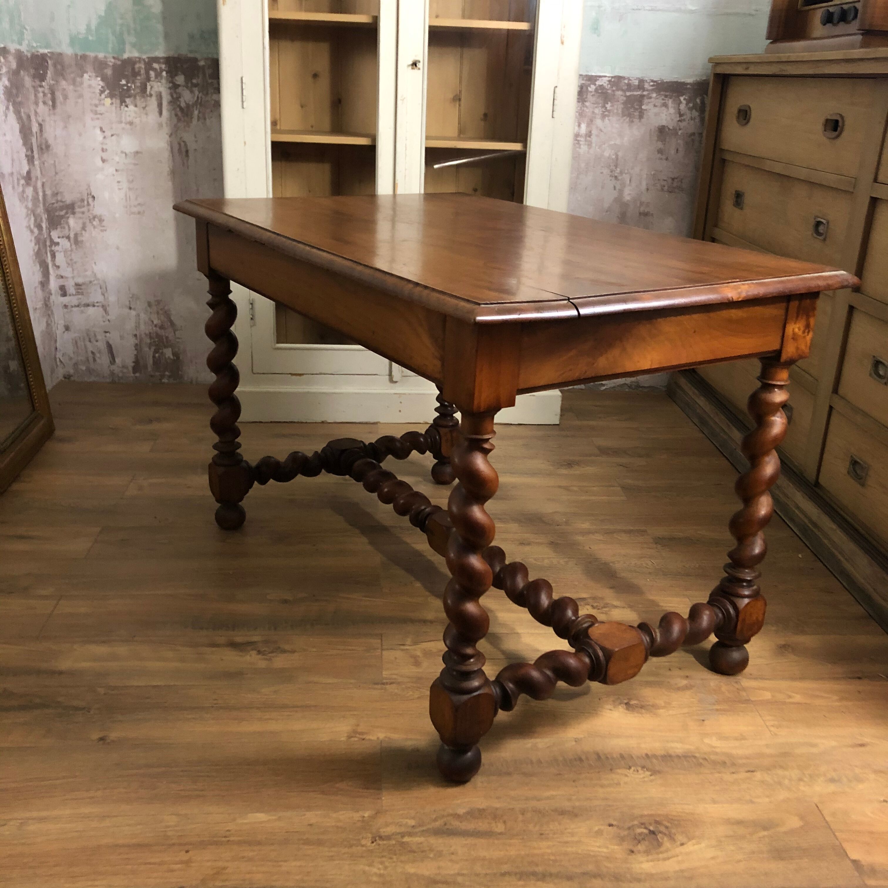Louis XIII wooden desk, twisted feet and braces