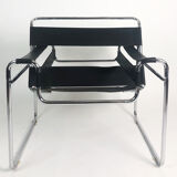 Pair of "vassily" model armchairs Marcel Breuer 1980
