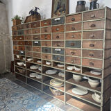 Loom cabinet with drawers
