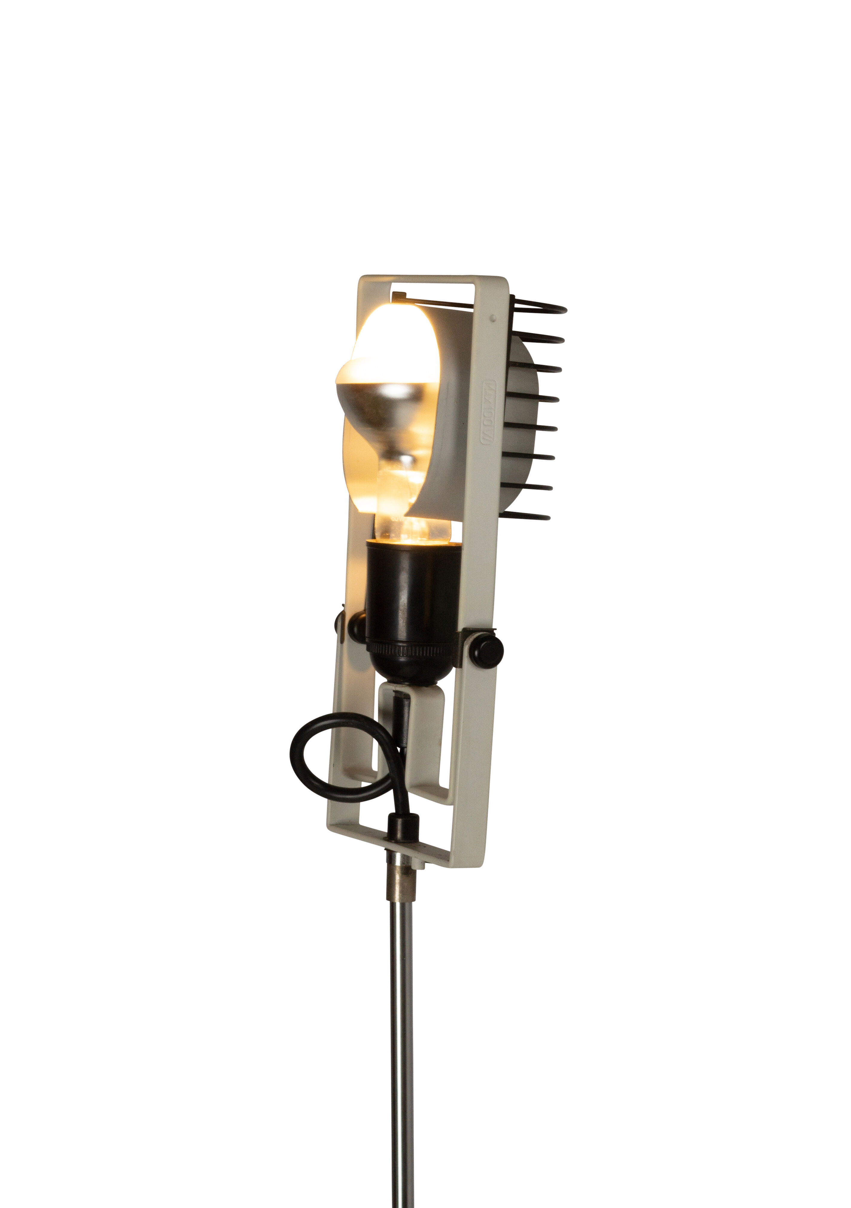 Lampadaire Ernesto Gismondi pour Artemide modèle Sintesi