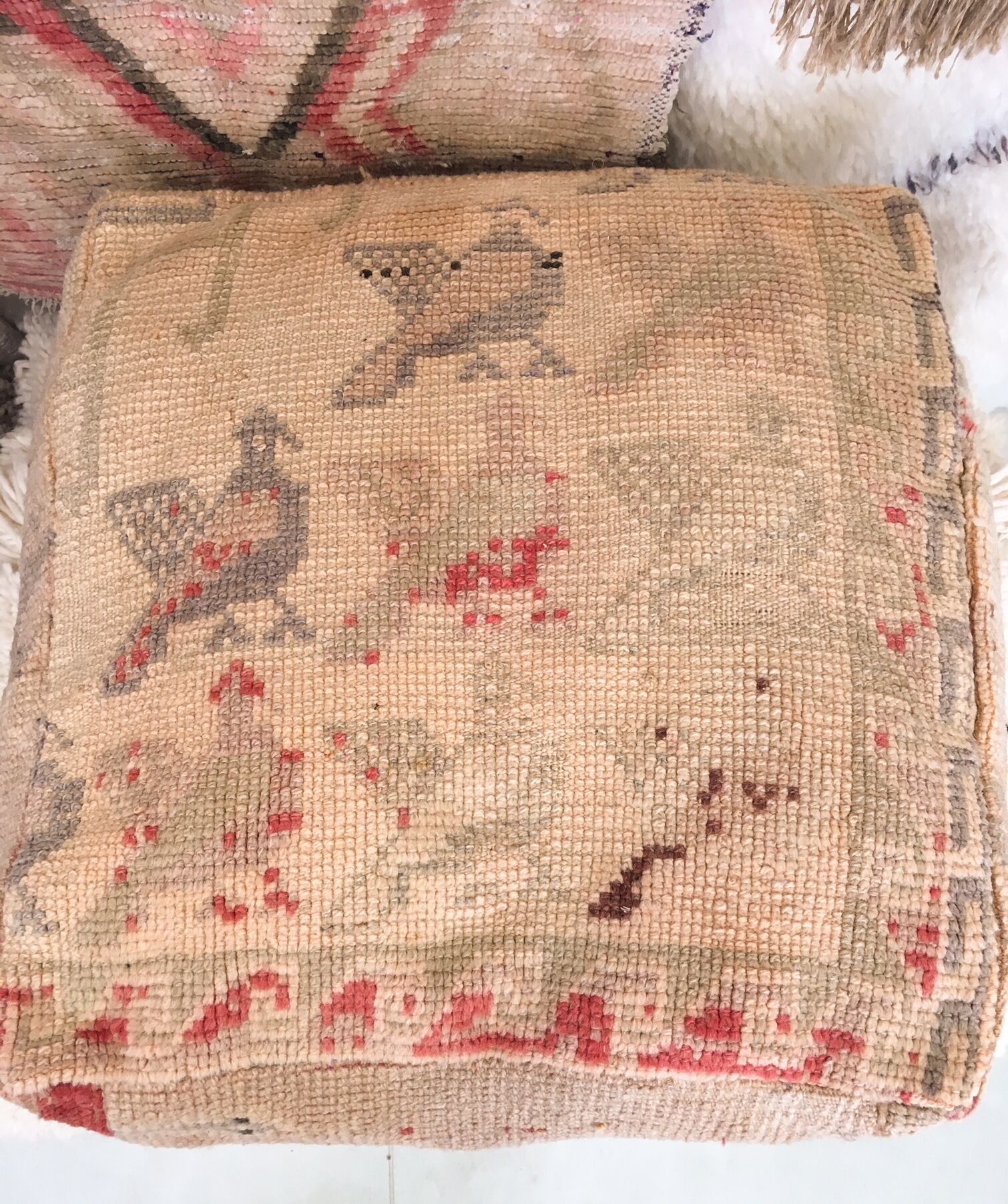 Floor cushion in boujaad vintage