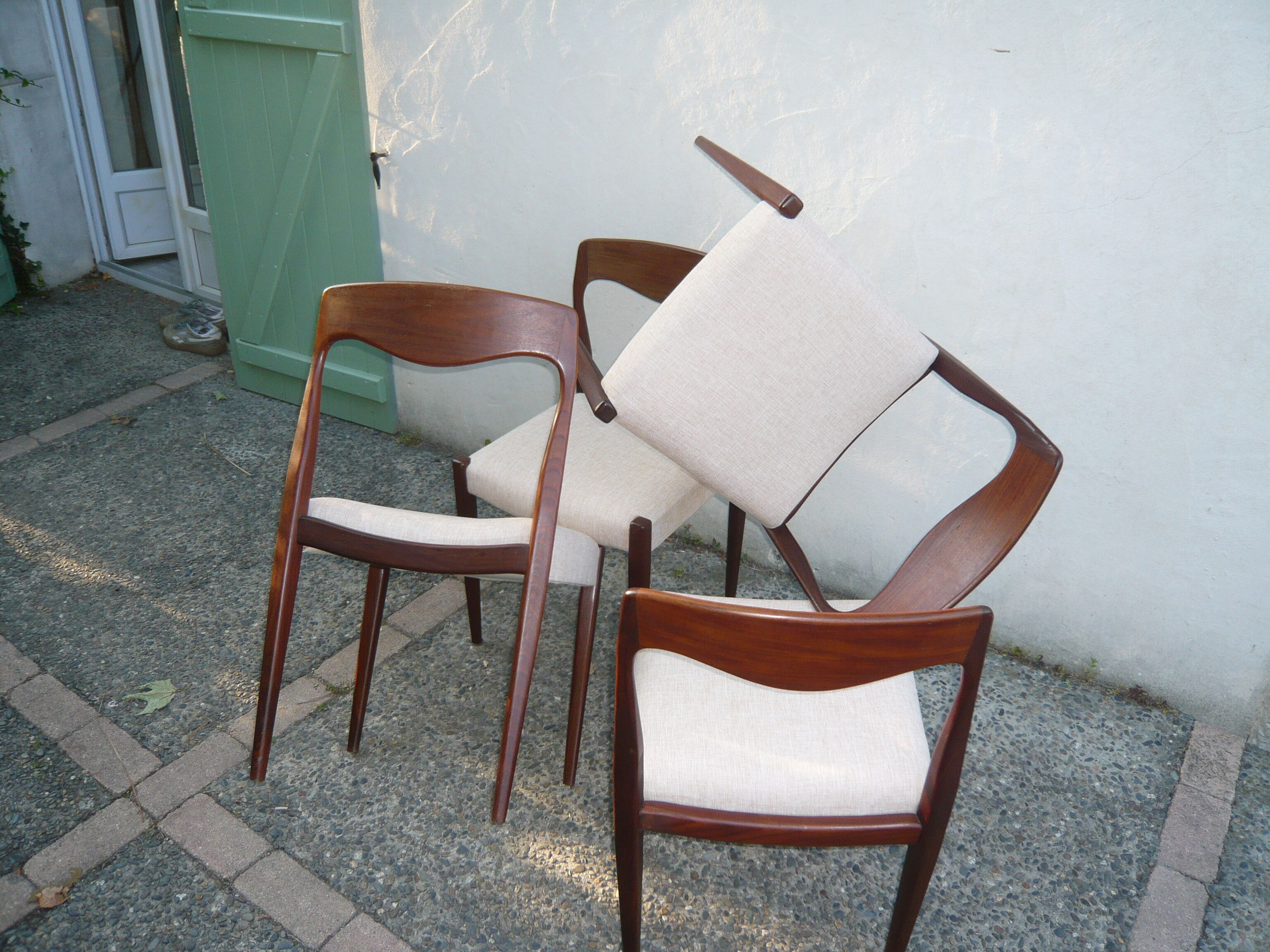 Scandinavian chairs Niels Otto Moller