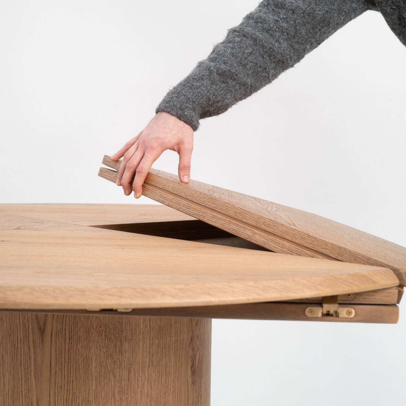 Natural Oak Round/Square Table