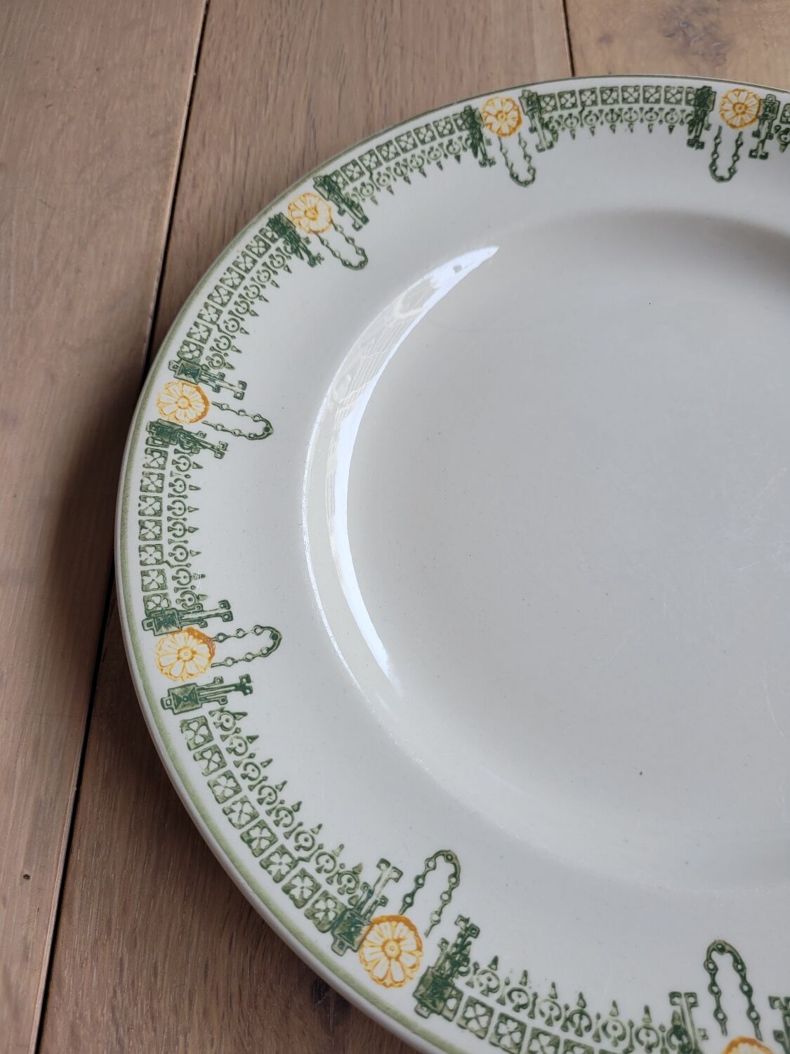 Assiette plate Longjumeau de Longwy