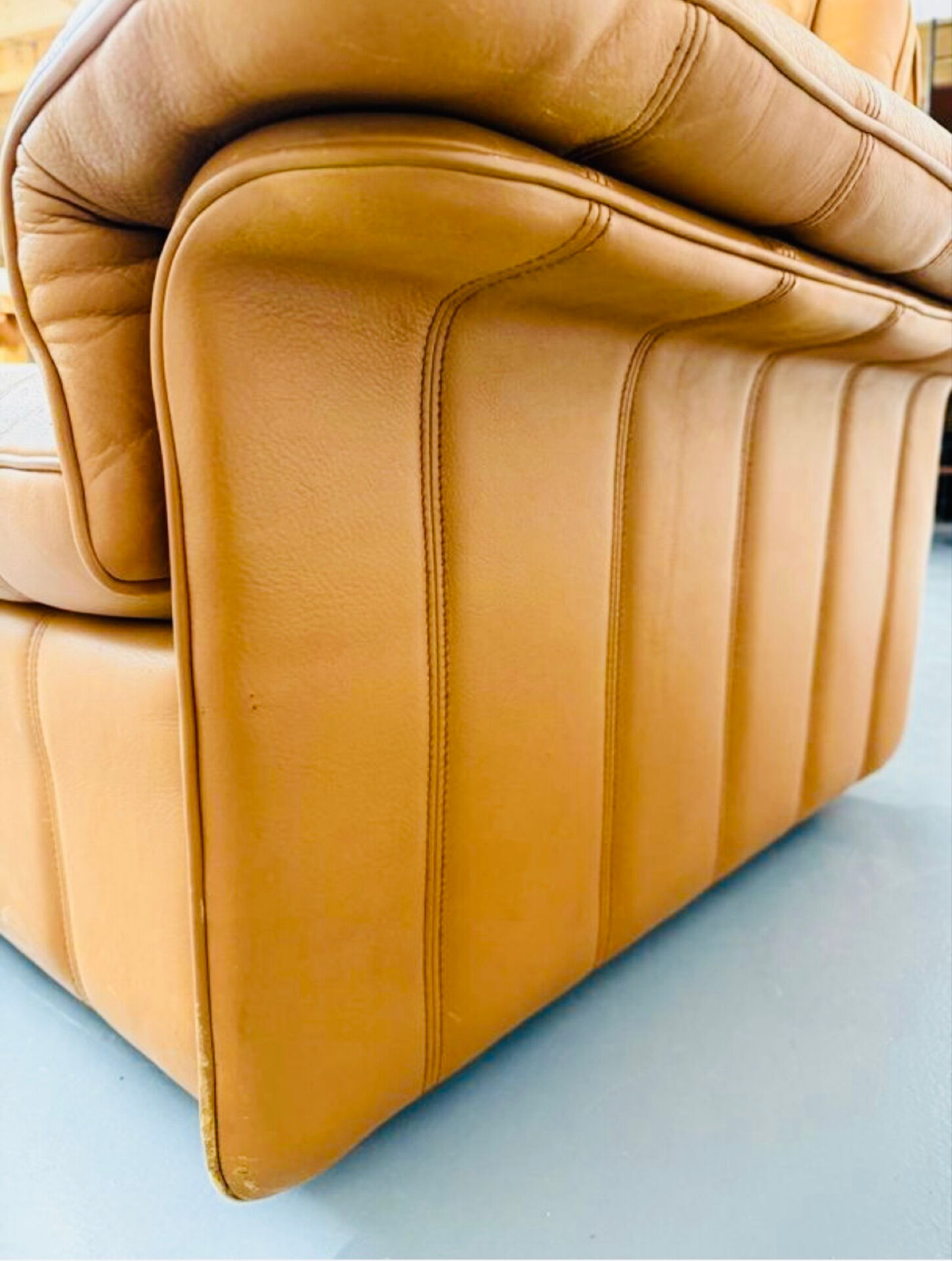 Vintage 70s thick cognac leather 2-seater sofa by De Sede.