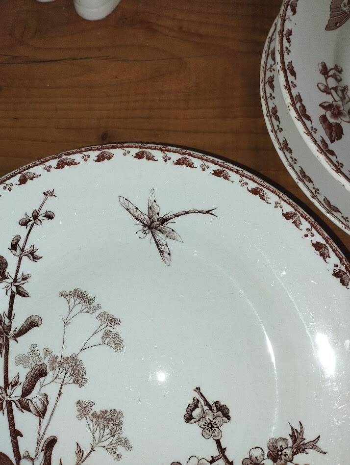 Tiered plates and compote dish