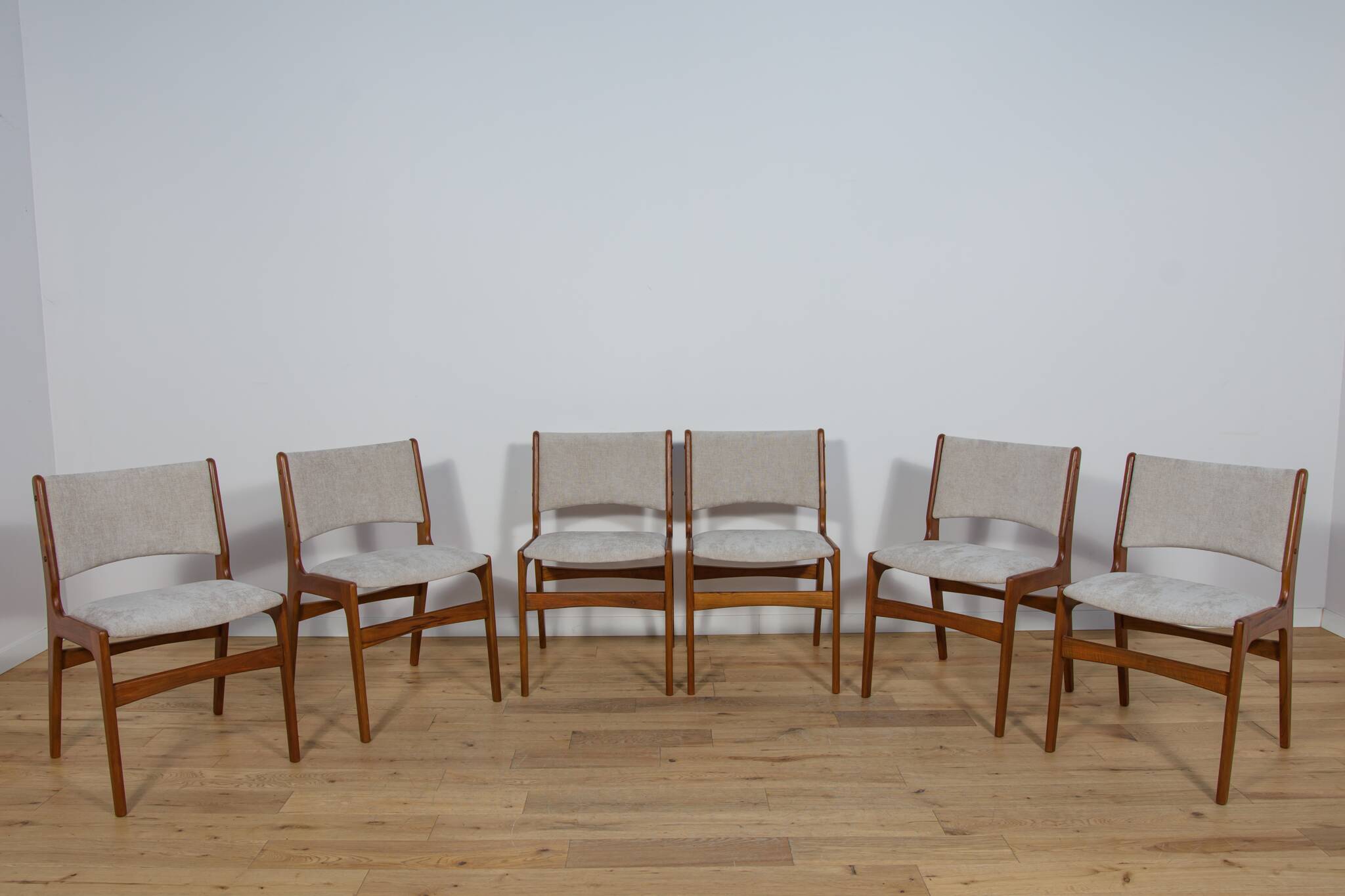 Mid-Century Dining Chairs by Johannes Andersen, 1960s, Denmark, Set of 6