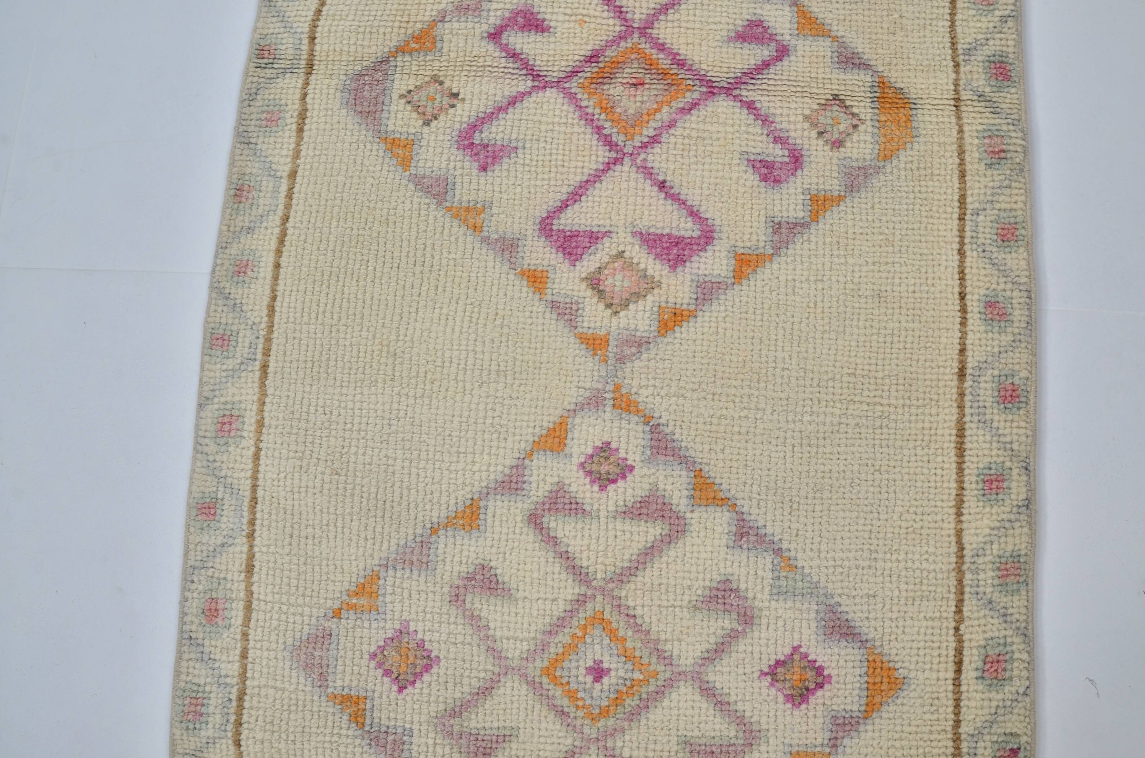 Geometric Vintage White Oushak Runner sku 2080