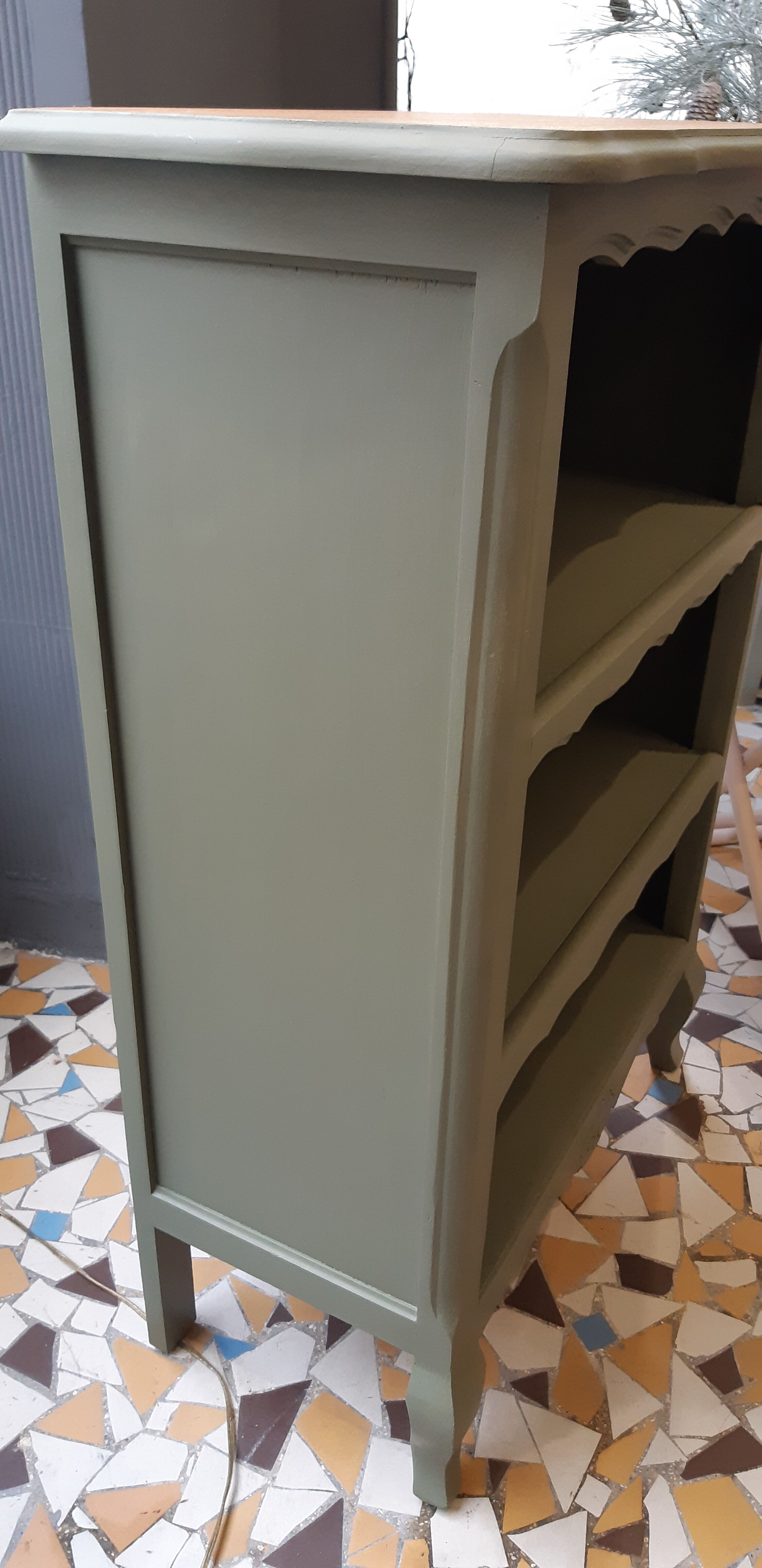 Bibus bookcase wood and khaki green