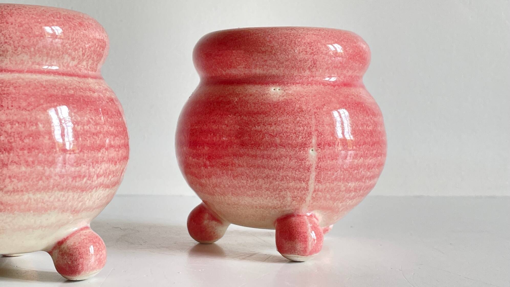 Ceramic candle holders pink 90s
