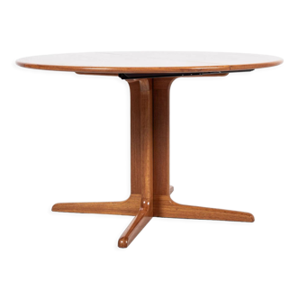 Midcentury Danish extendable round dining table in teak by Silkeborg 1960s