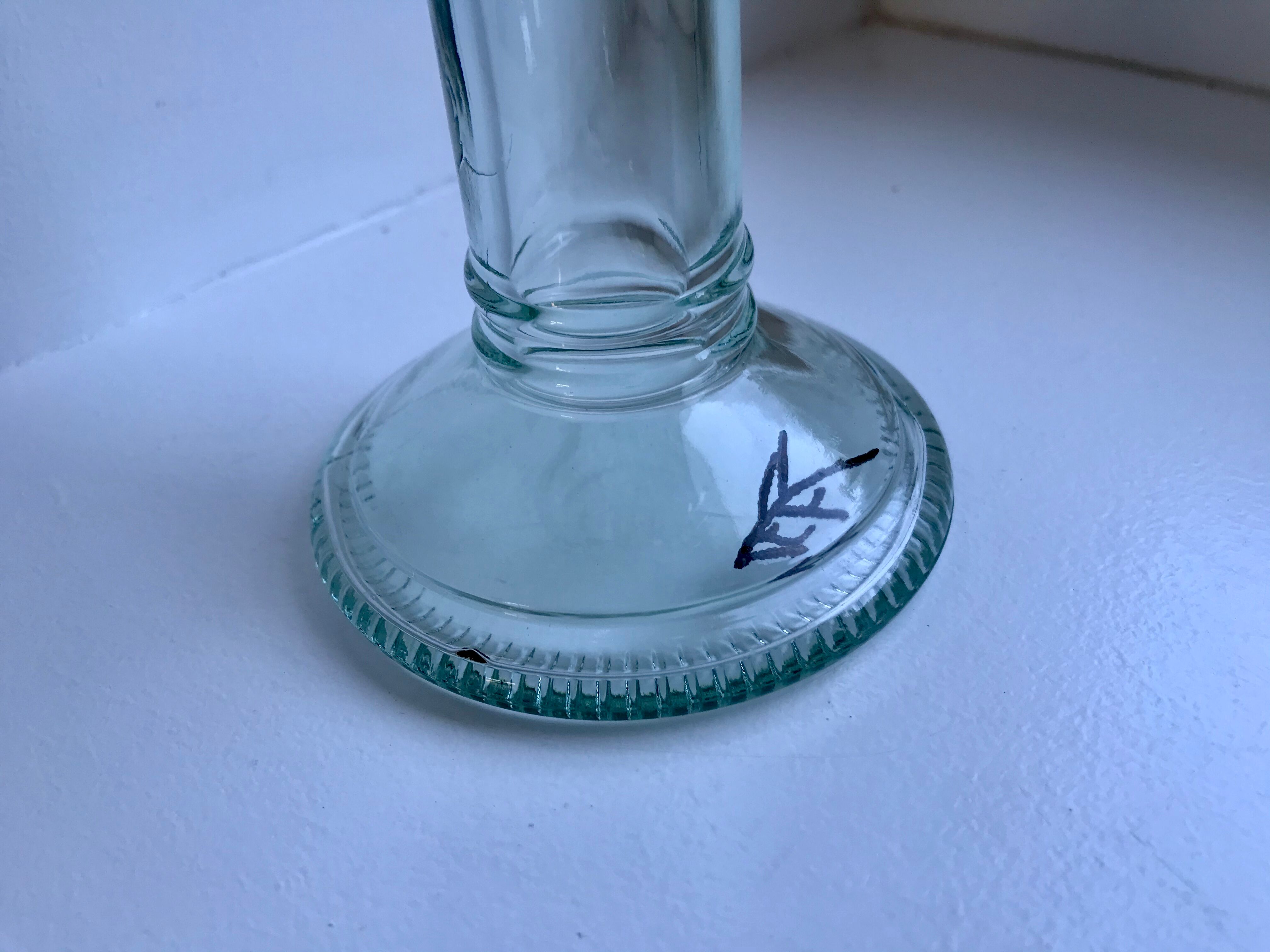 Candle holder design in bubbled glass made of vintage craftsmanship