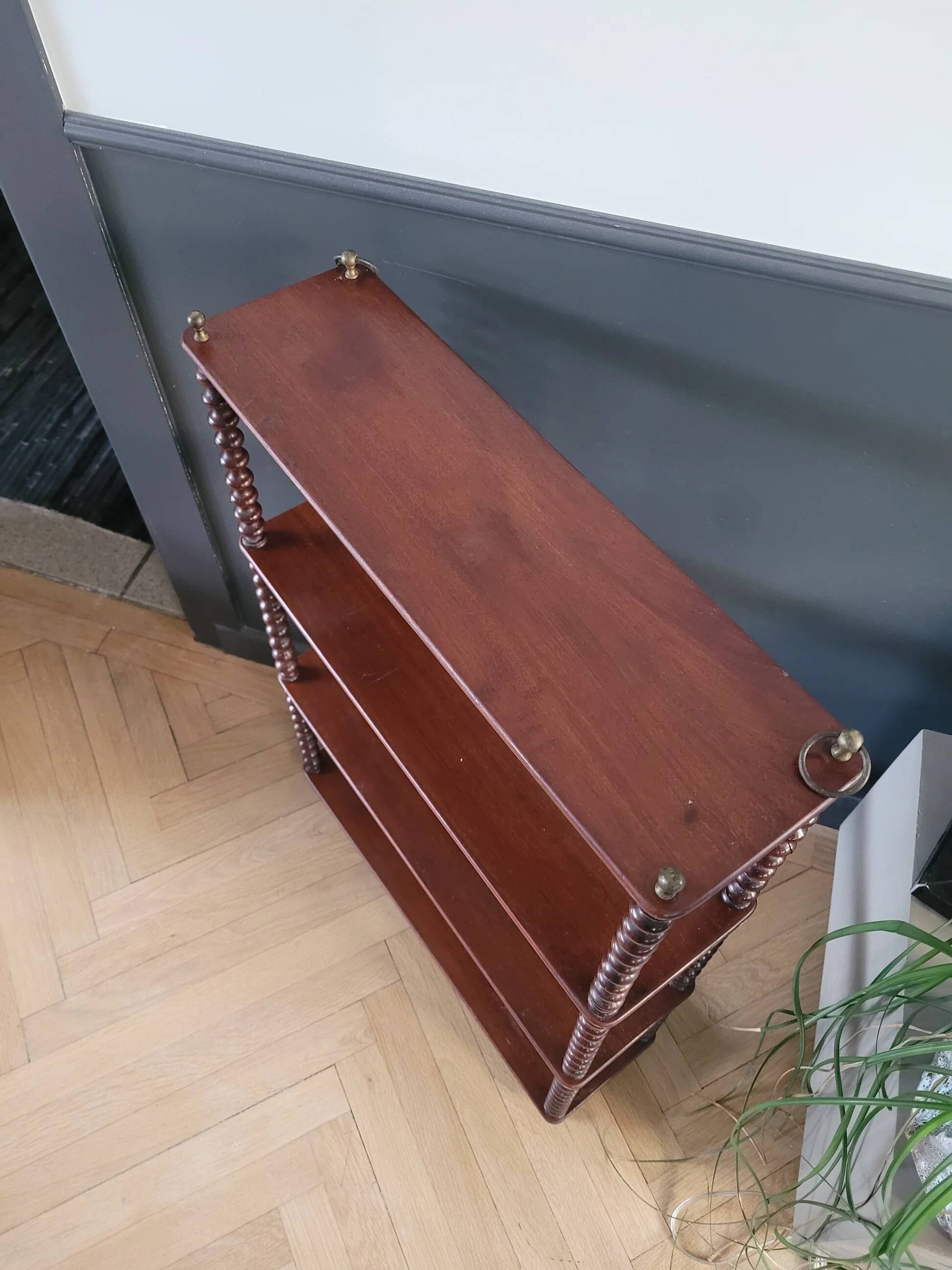 Mahogany "bobbin turned" beaded wood shelf