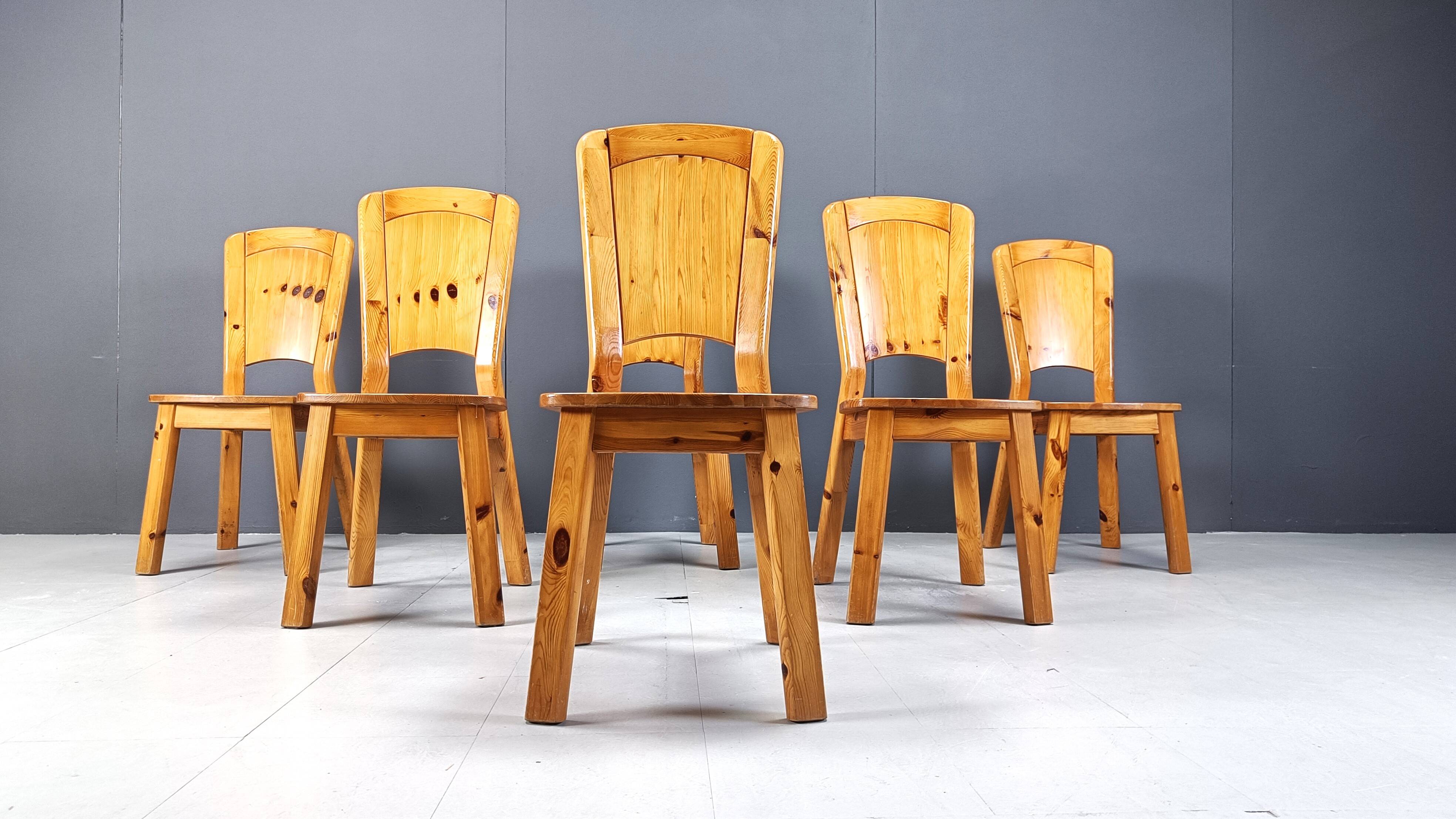 Vintage pine wood dining chairs - 1970s