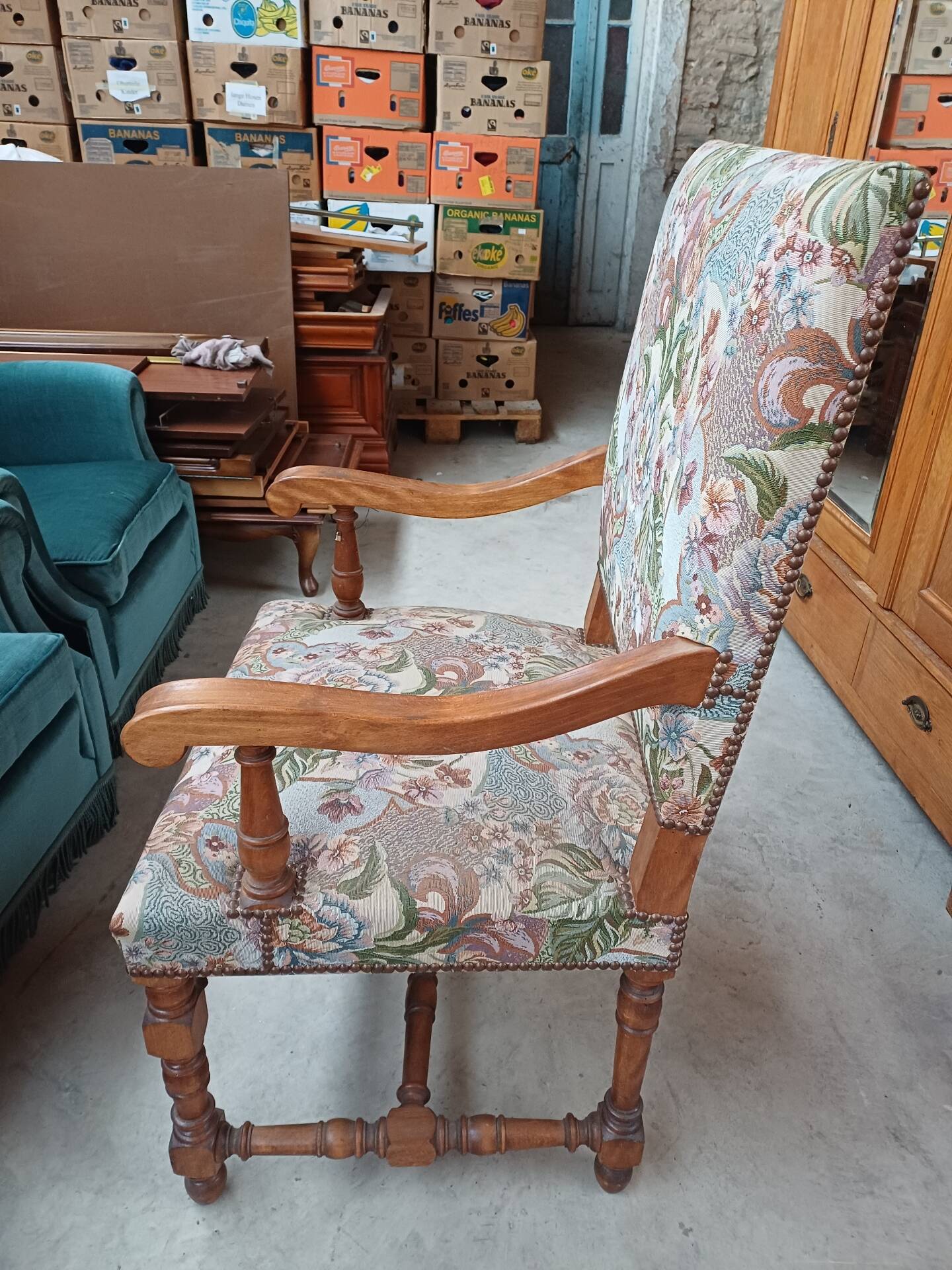 Louis XIII armchair, solid wood - Fabric upholstery