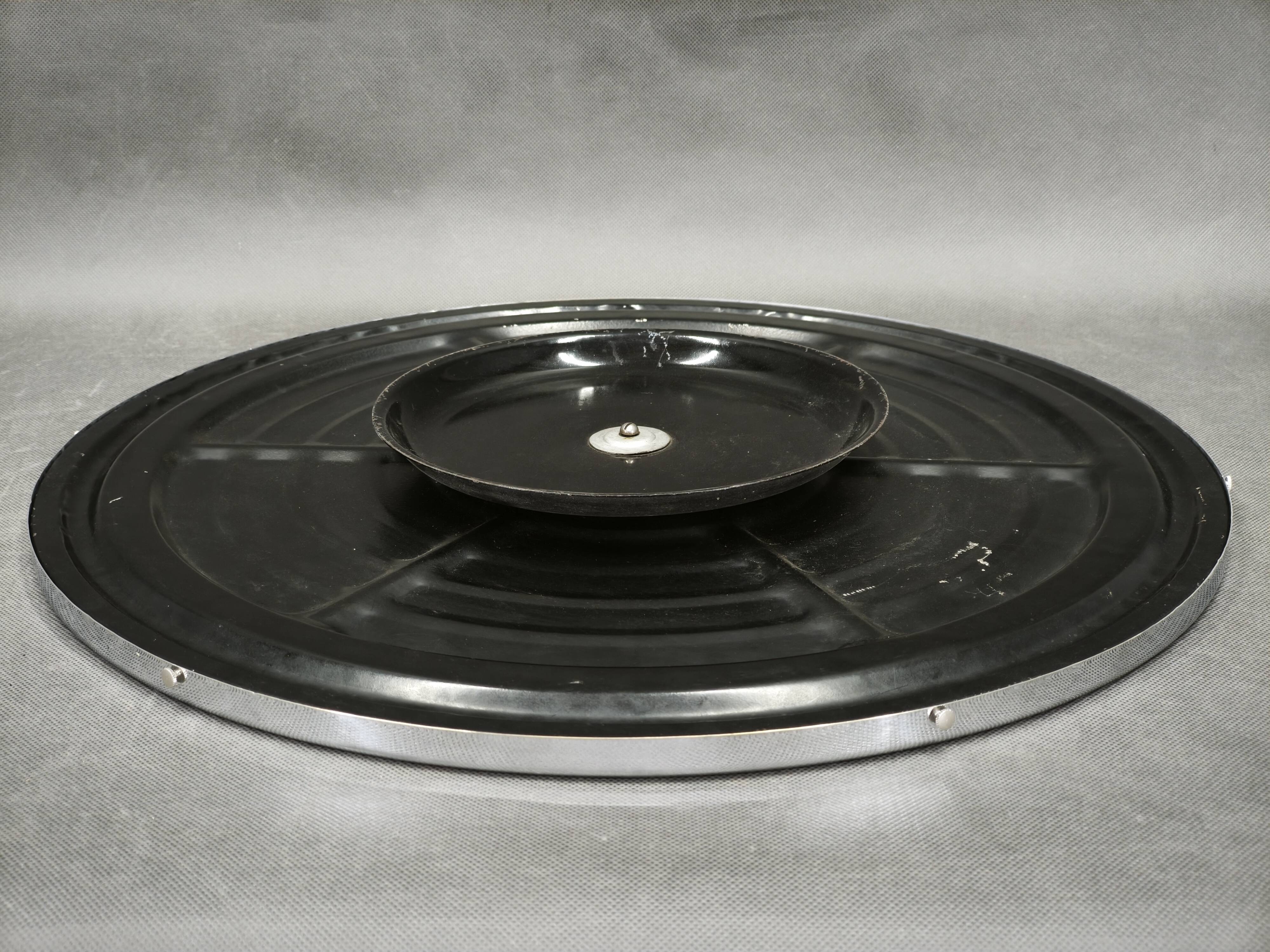 Elegant rotating serving tray Art Deco produced in Czechoslovakia in the 1940s.