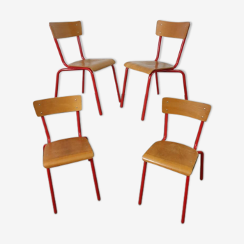 Chaises d'école