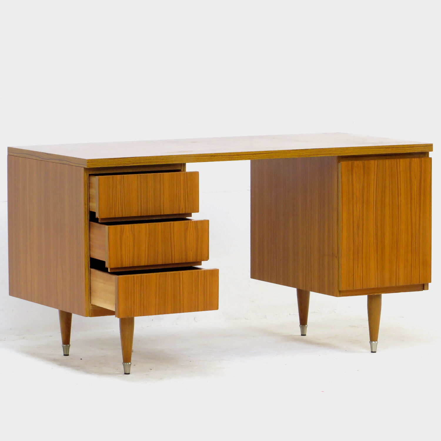 Mid century modern writing desk on beautiful stylish wooden legs, 1960s.