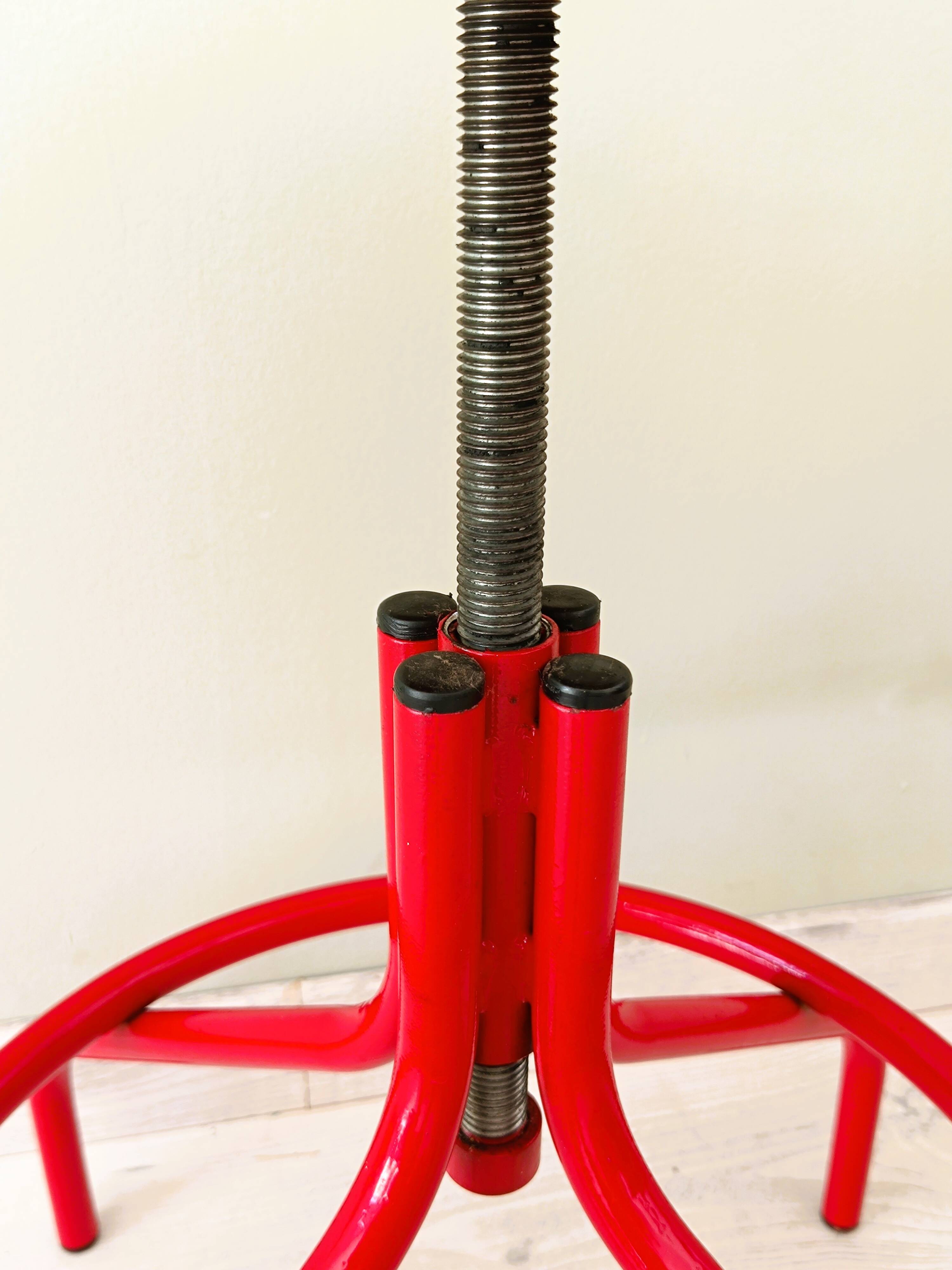 Adjustable vintage workshop stool