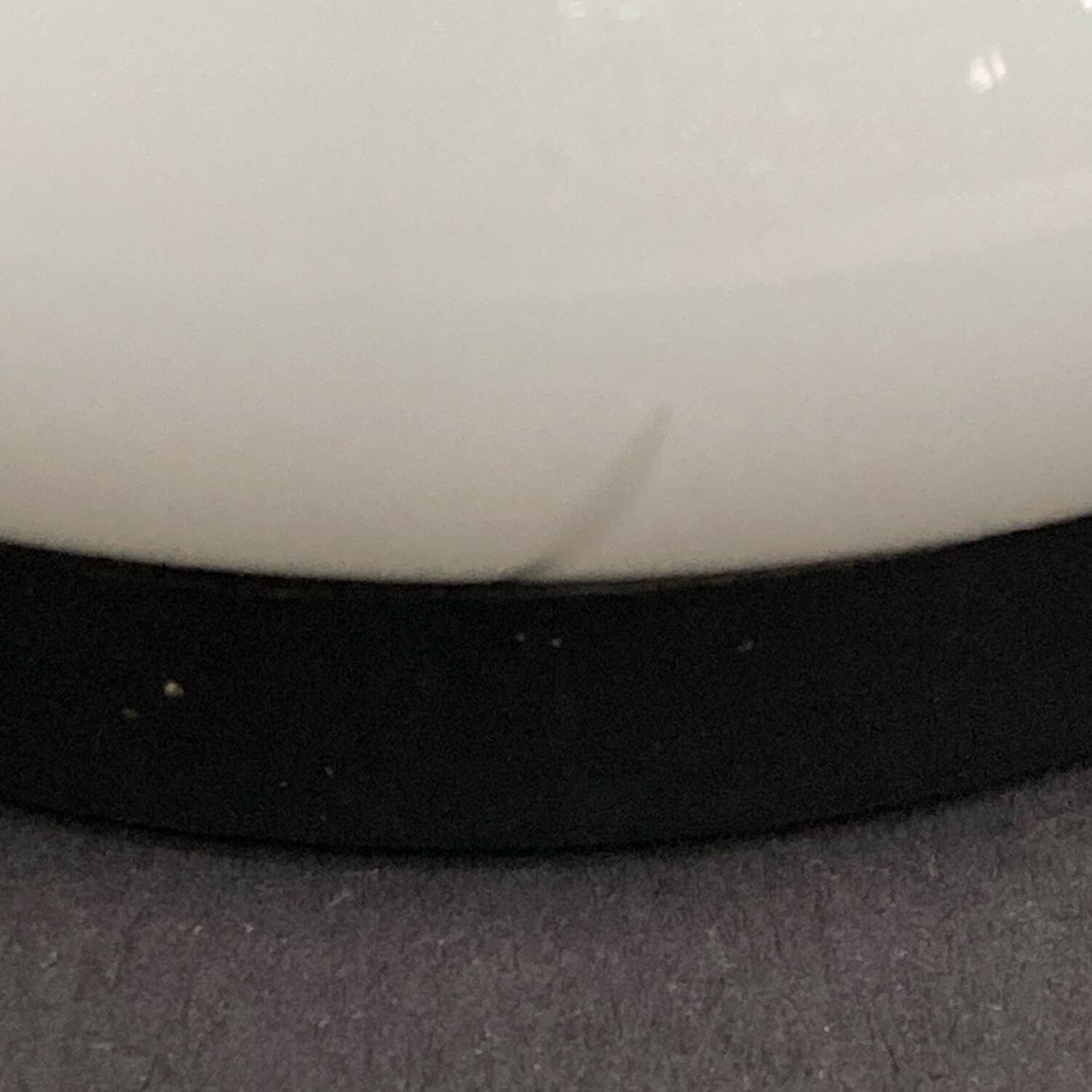 Lampe à poser en verre opalin, 1970