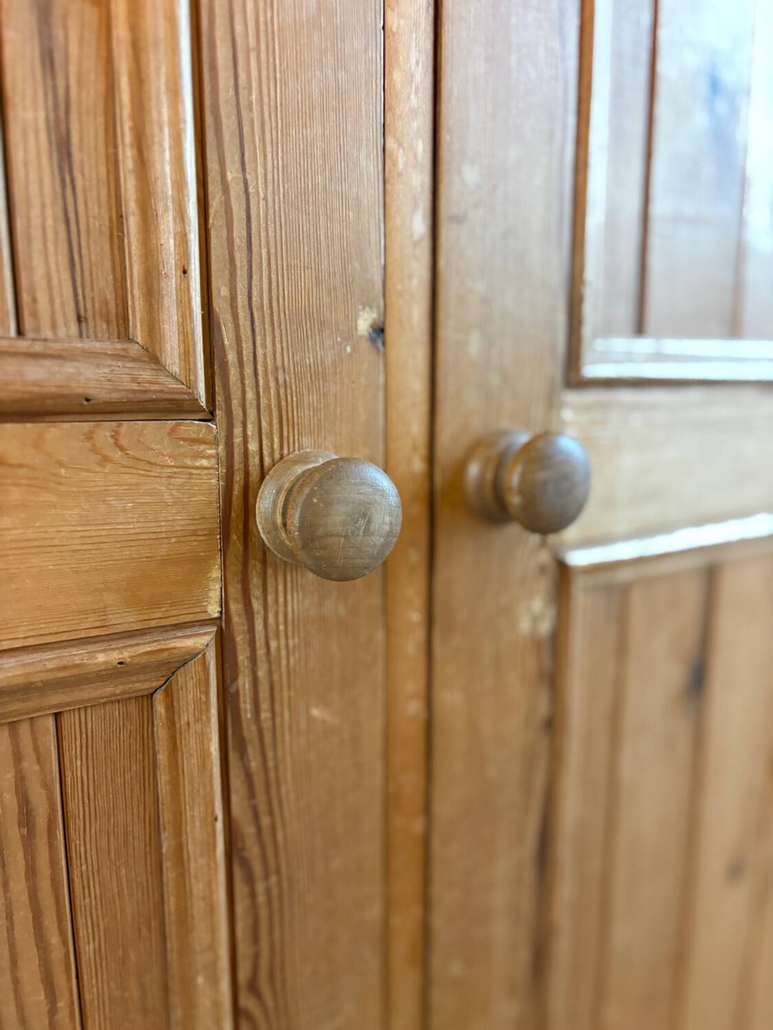 Armoire anglaise en pin