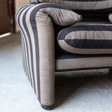 Set of 2 easy chairs 'Maralunga' by Vico Magistretti