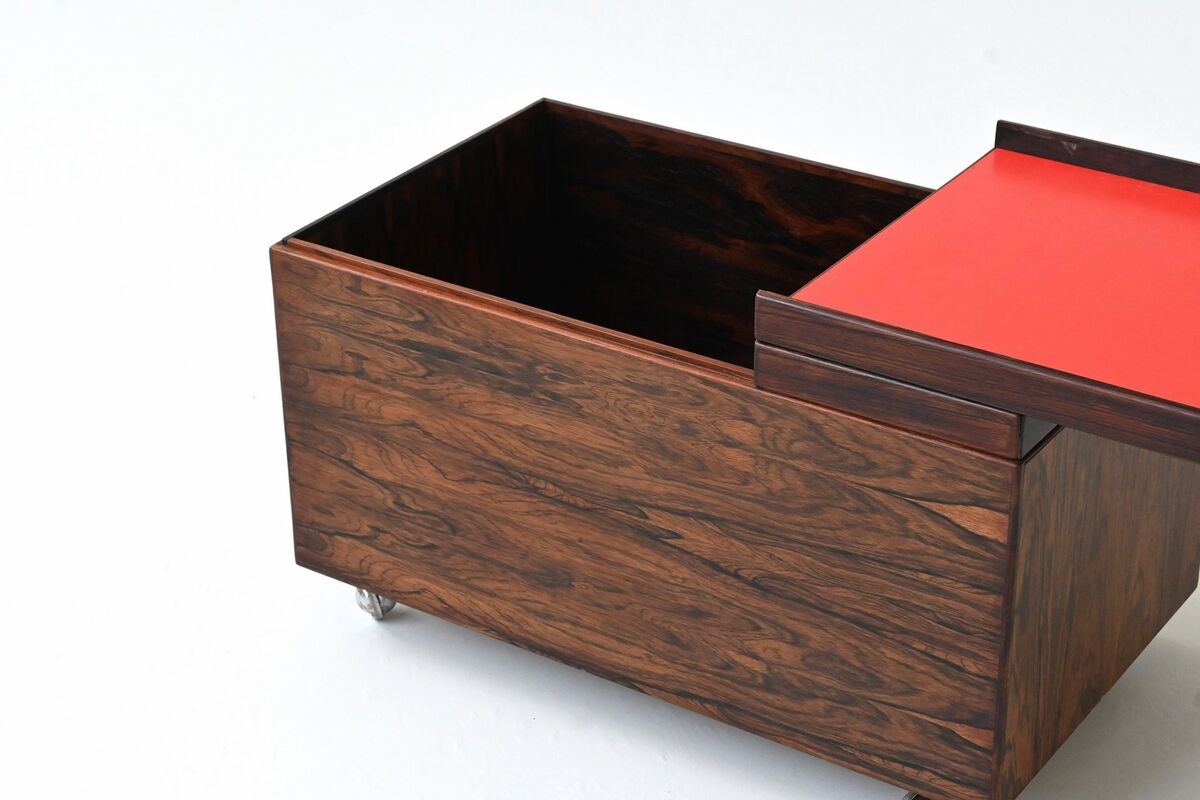 Poul Norreklit dry bar in rosewood Dyrlund Denmark 1960