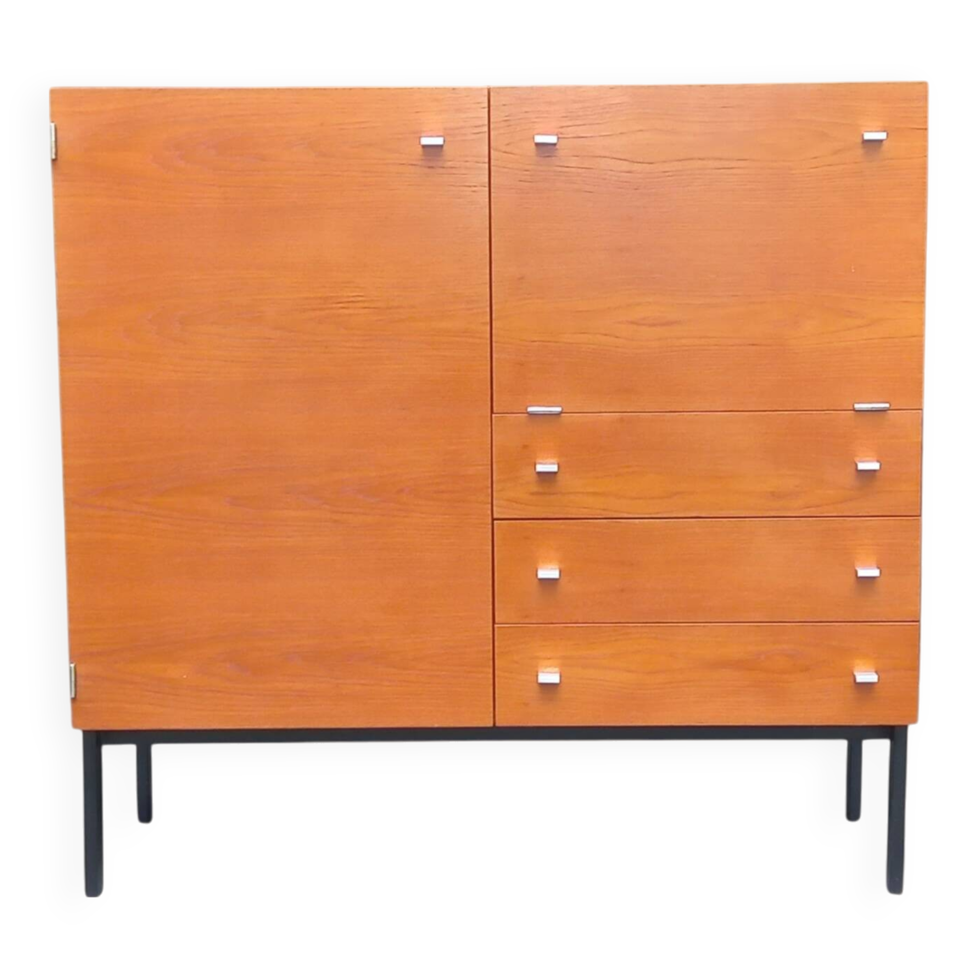 Sideboard Pierre Guariche Meurop model 1293 in Teak