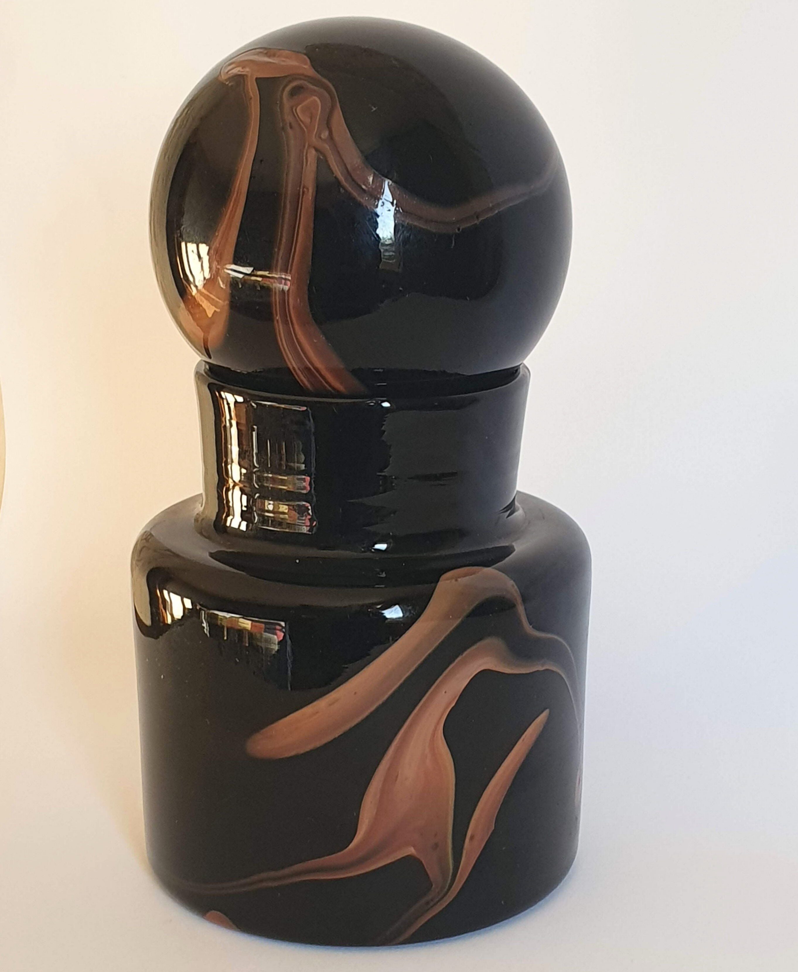 Covered jar in Glass paste Bob Le Bleïs in Maure Vieil