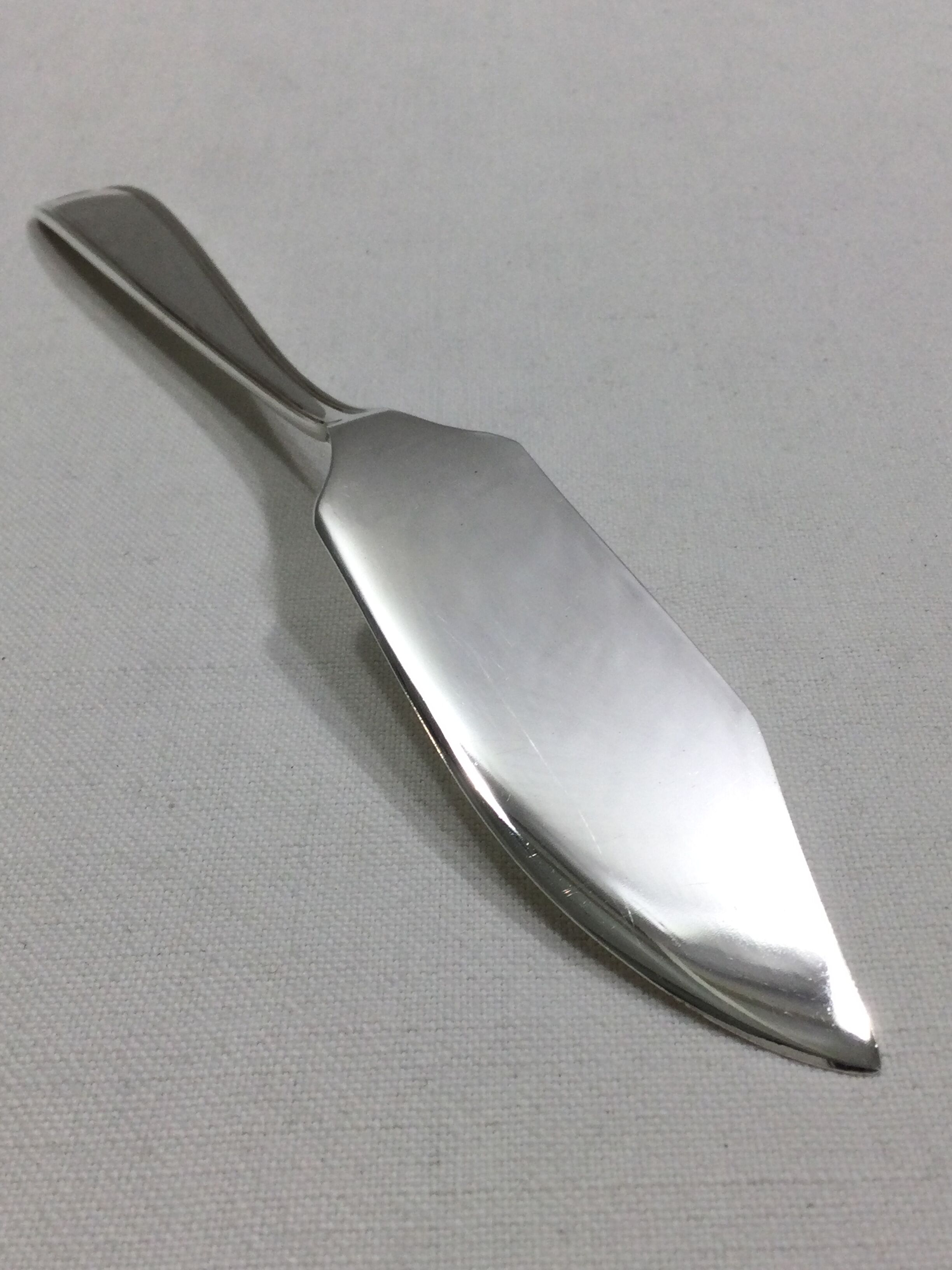 Francois Frionnet – 12 fish covers