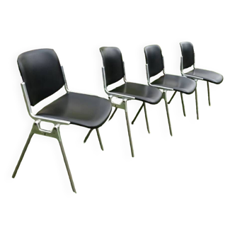 Series of 4 DSC106 chairs by Giancarlo Piretti