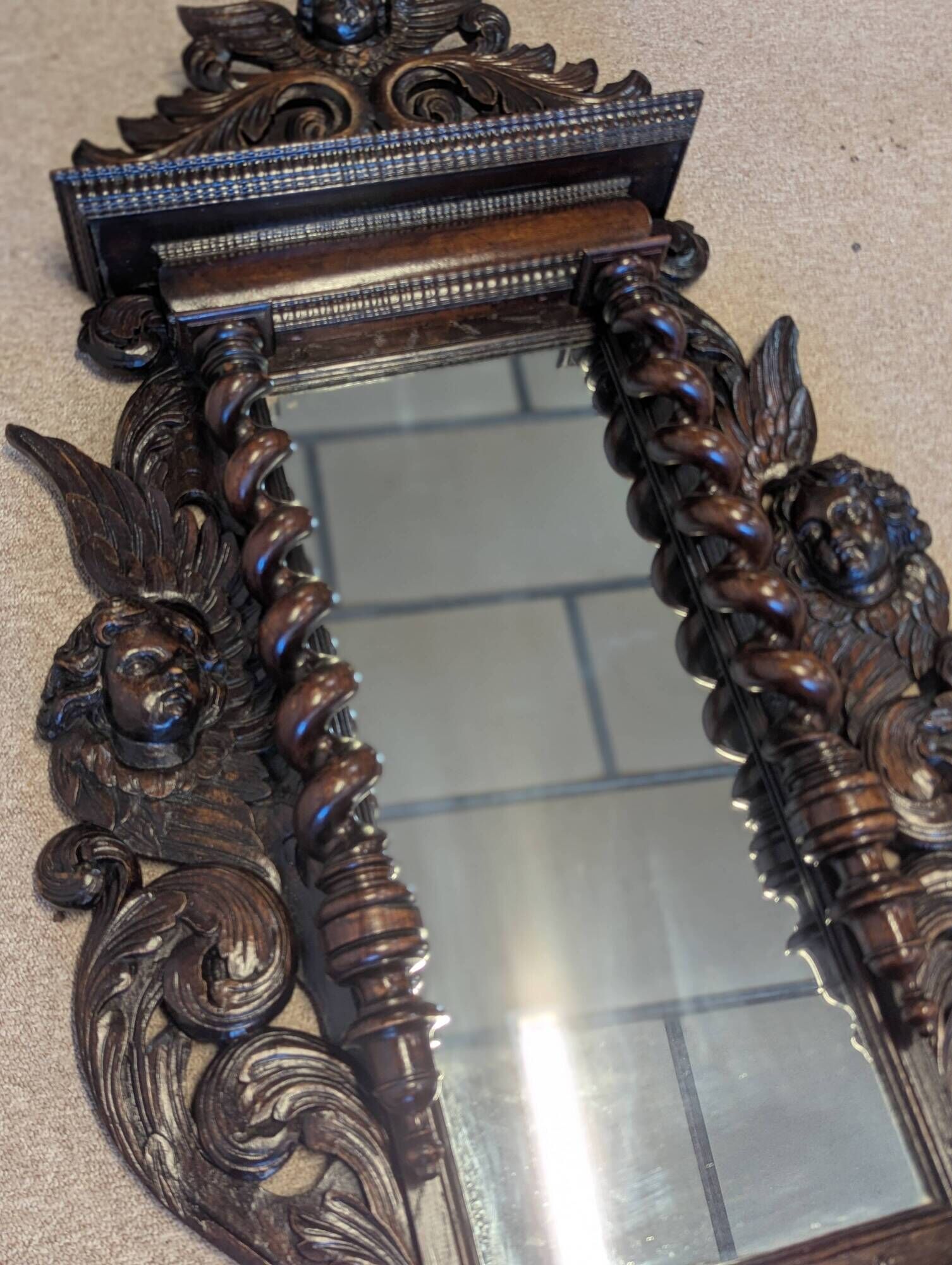 Large Flemish neo-Renaissance wall mirror in carved wood – late 19th century