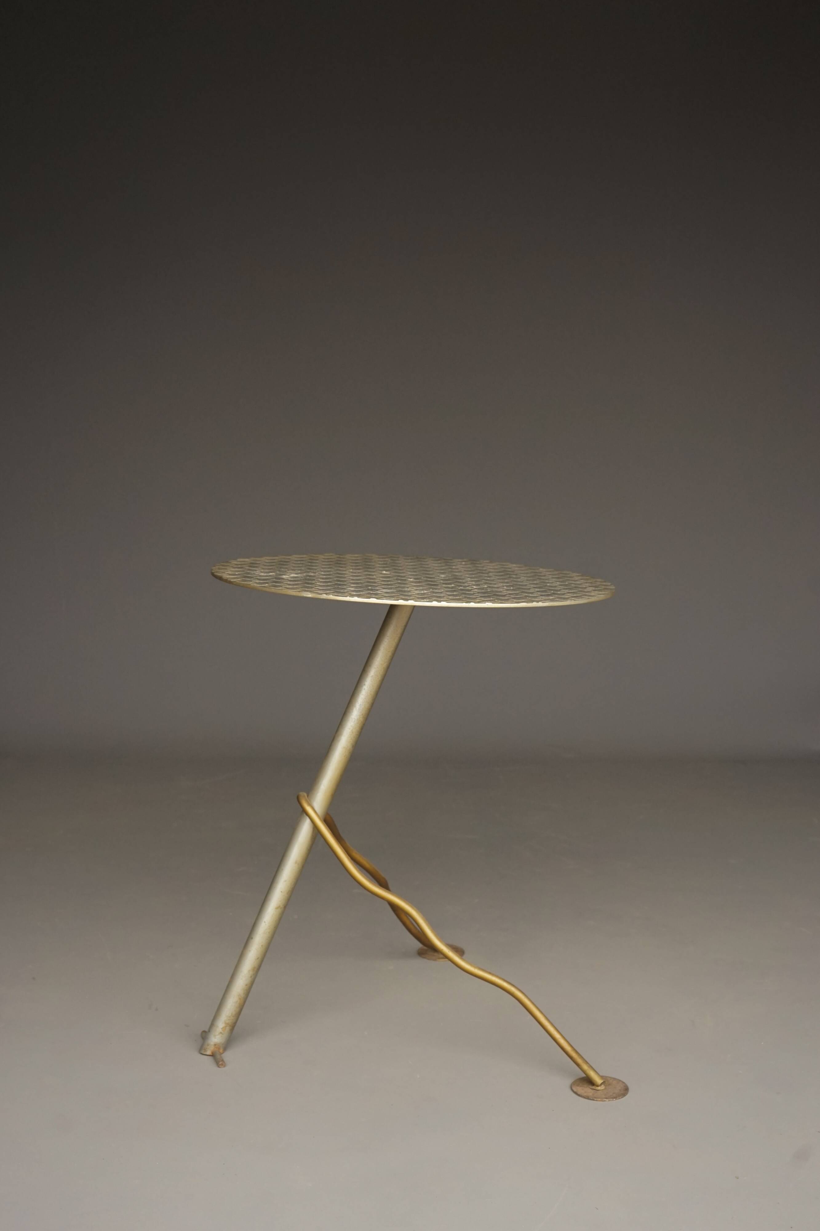 Table de jardin industrielle postmoderne en métal, années 1980