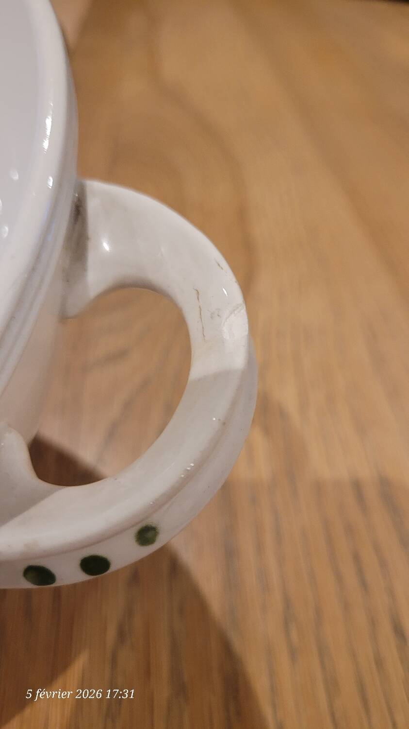 Antique serving dish in Boch La Louvière porcelain