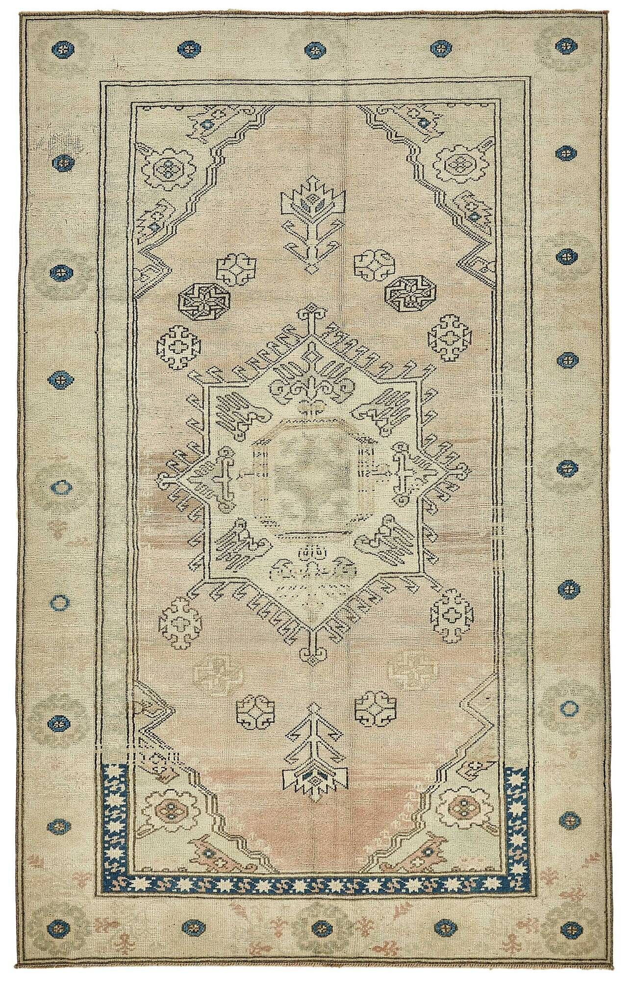 Turkish Vintage Anatolian Rug 142 cm x 227 cm