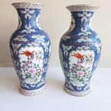 Pair of Kangxi Chinese vases