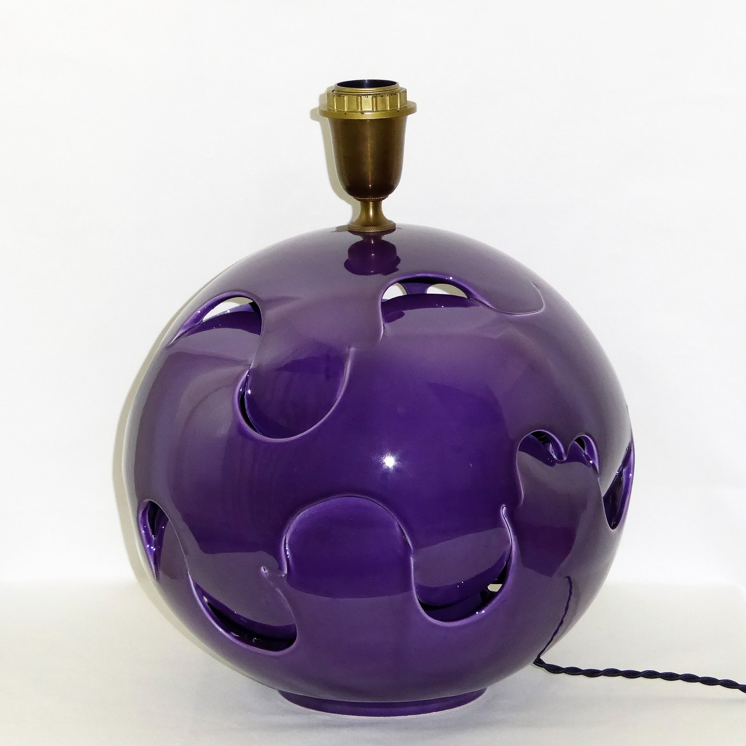 Plum shaped ceramic ball lamp, 1970