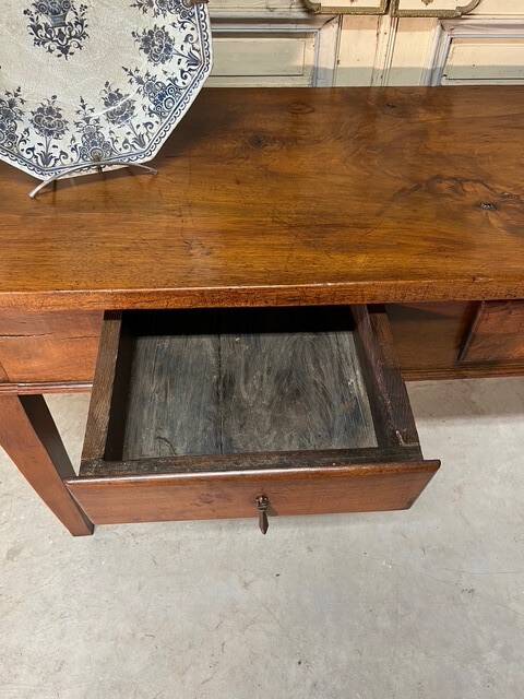 Spanish walnut console table, early 19th century