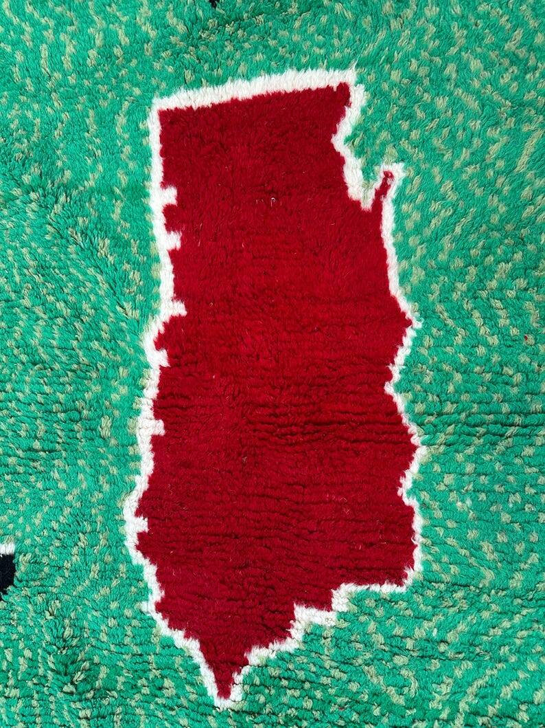 Handmade natural wool rug, size 260 x 140 cm