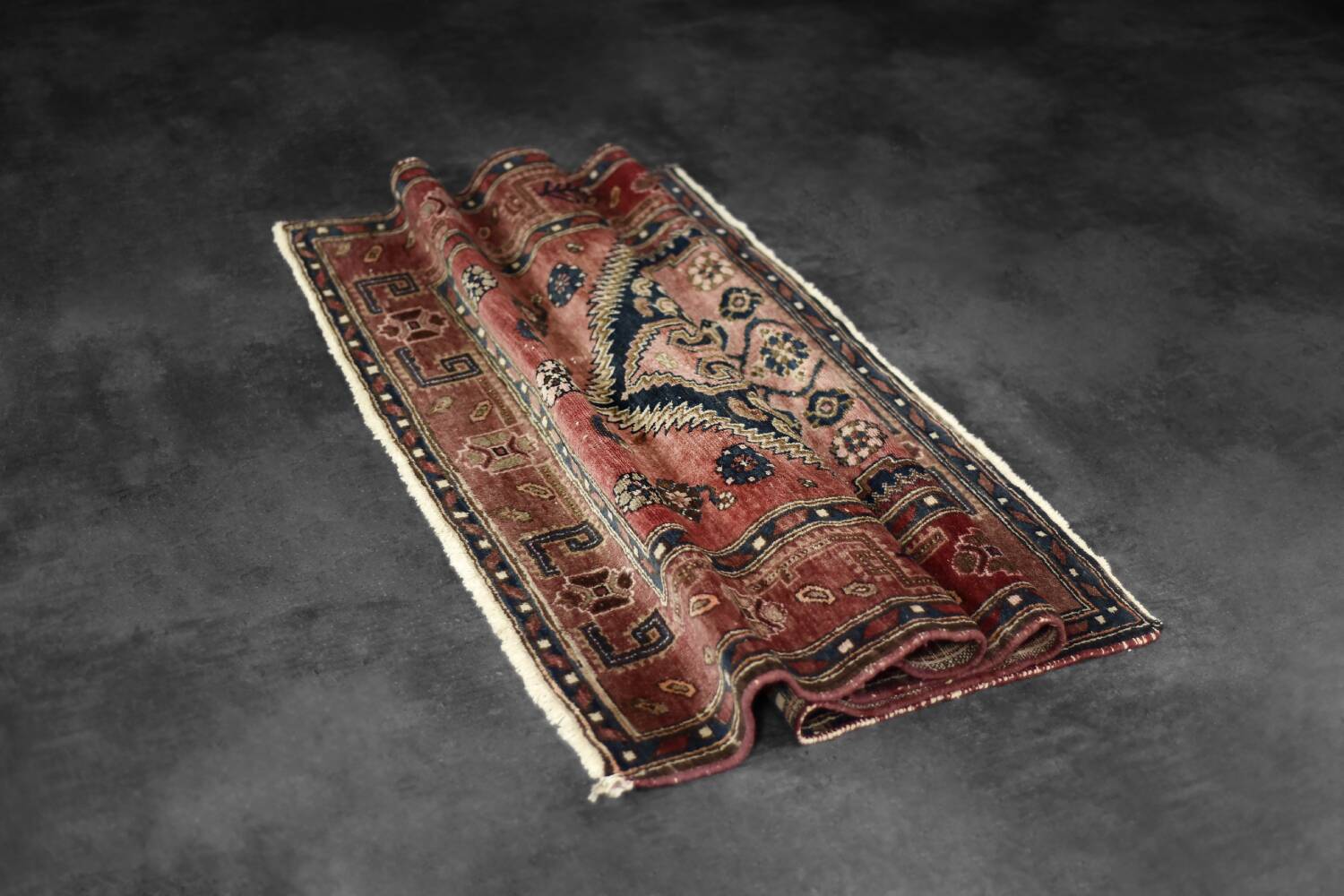 Vintage Hamadan Kamse oriental rug, handwoven in the Middle East, 1960s.