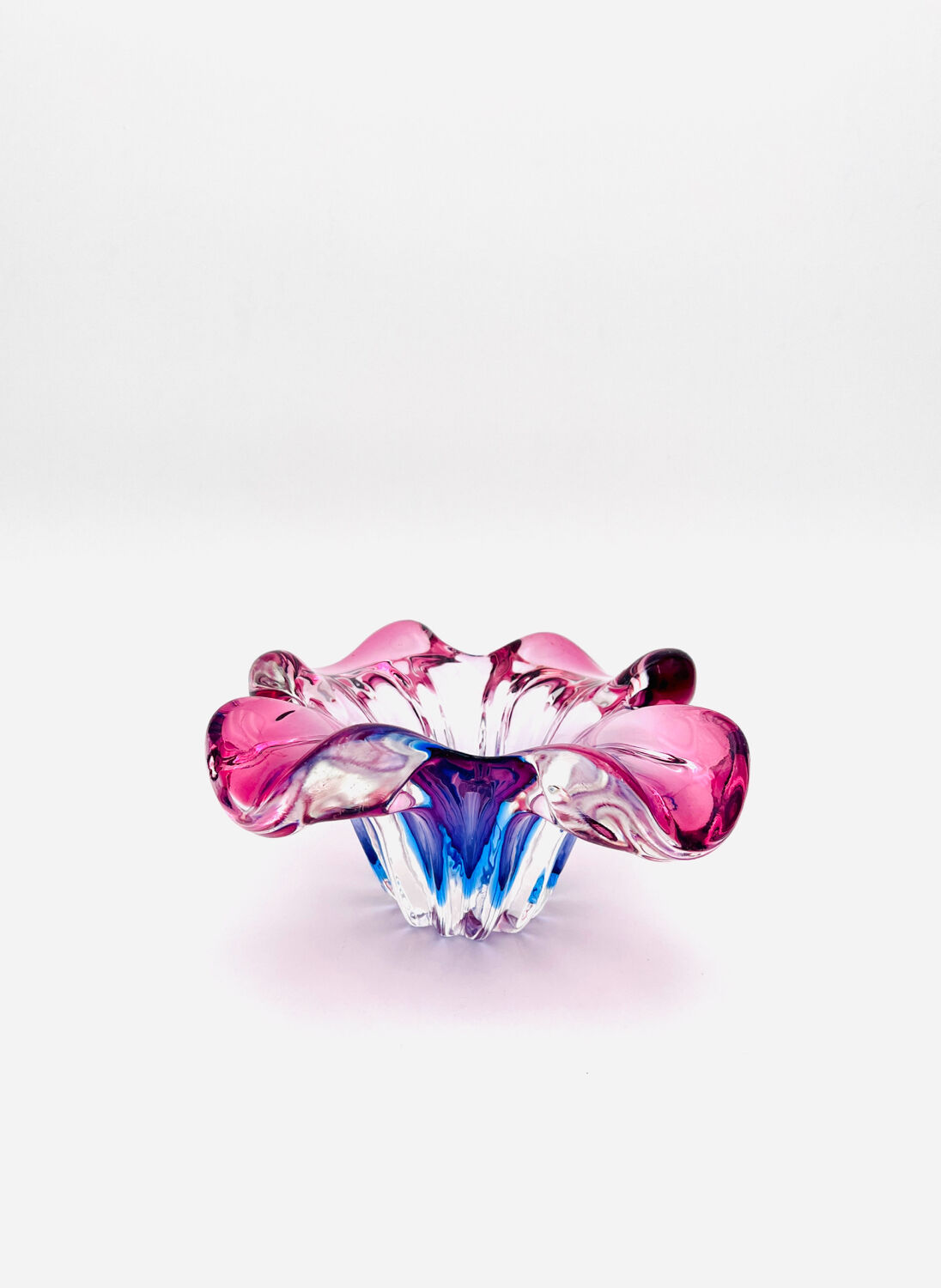 Sculptural bowl by Josef Hospodka, Bohemian Crystal, Chribska, circa 1960.