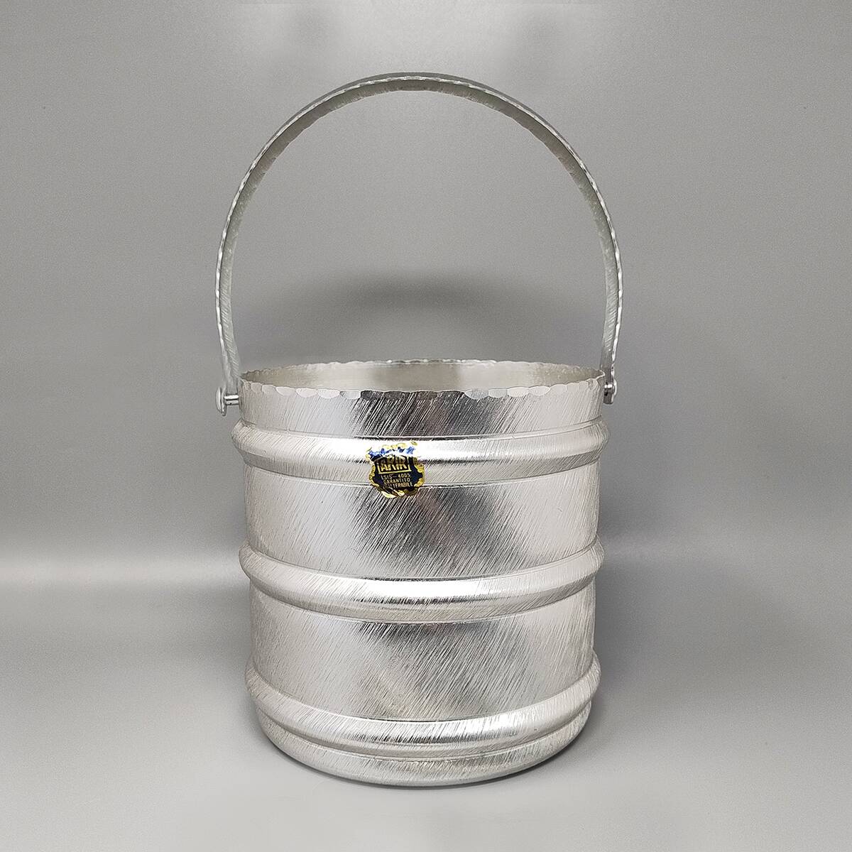 1960s Elegant Champagne Ice Bucket by Arir in Aluminium. Made in Italy