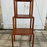 Scandinavian trundle table