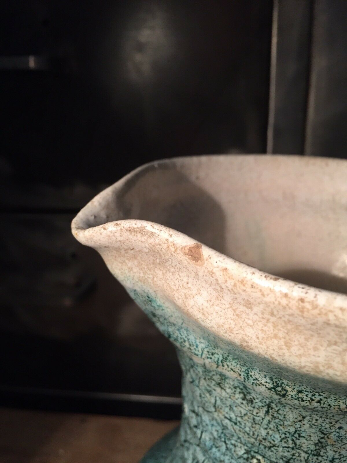 Ceramic pitcher Accolay cracked green